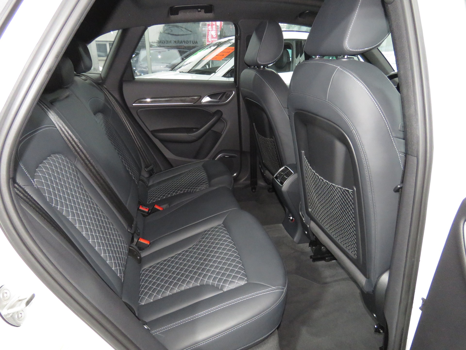 AUDI RS Q3 2.5 TFSI Quattro S-tronic Automat-image-13