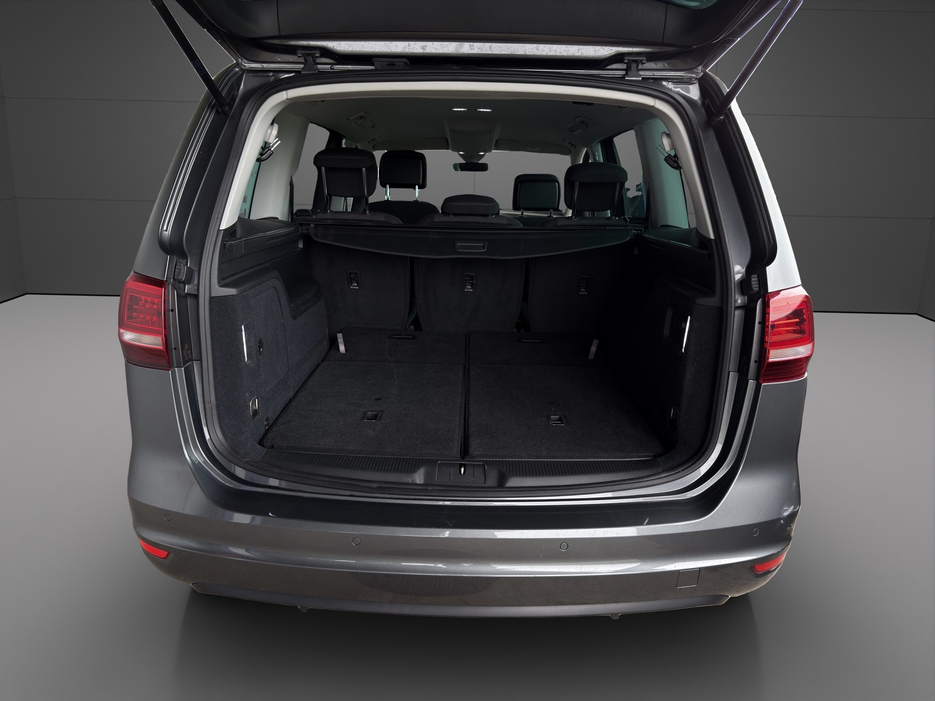 VW Sharan 1.4 TSI BlMT Comfortline DSG-image-3