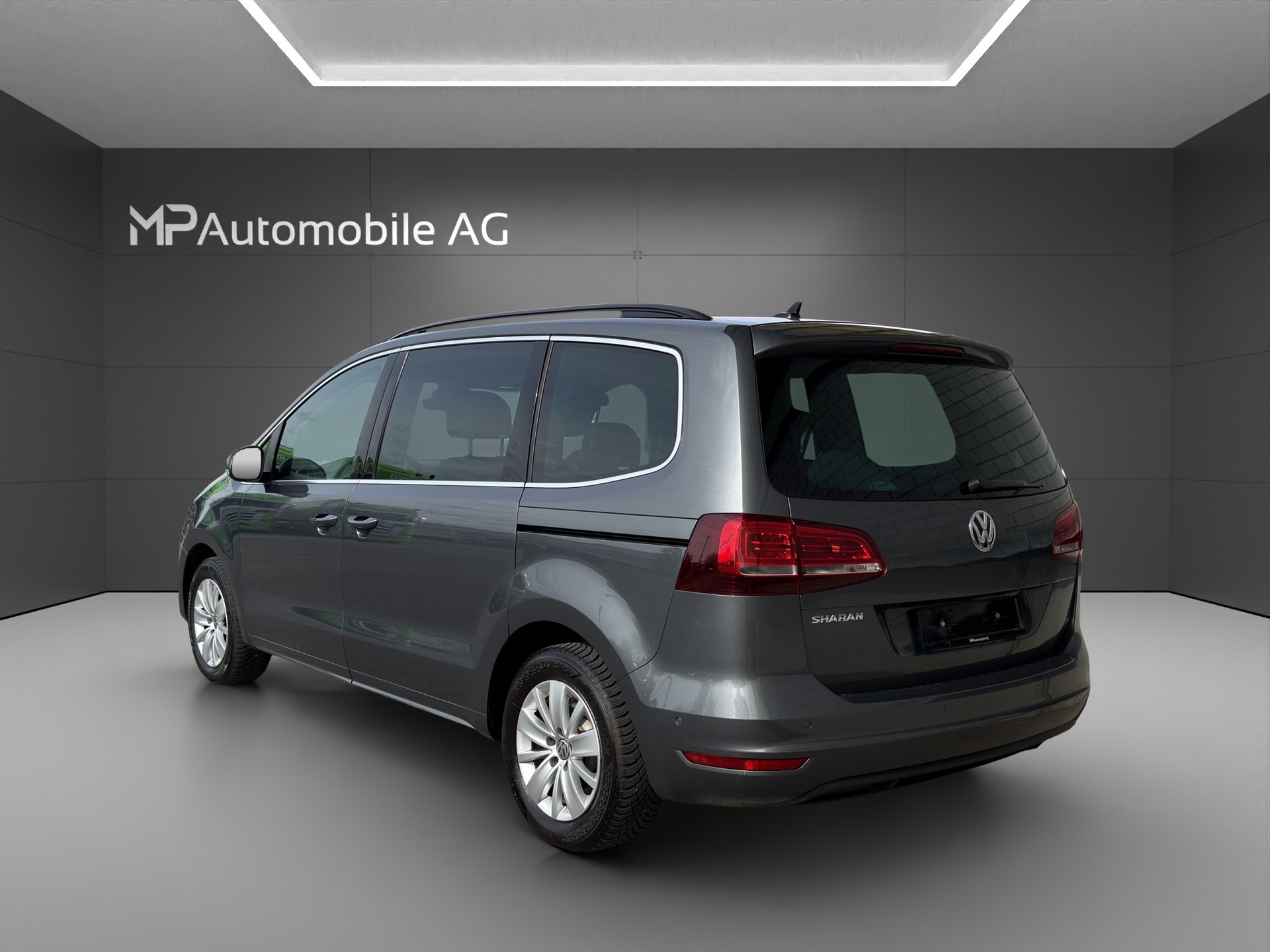 VW Sharan 1.4 TSI BlMT Comfortline DSG-image-4
