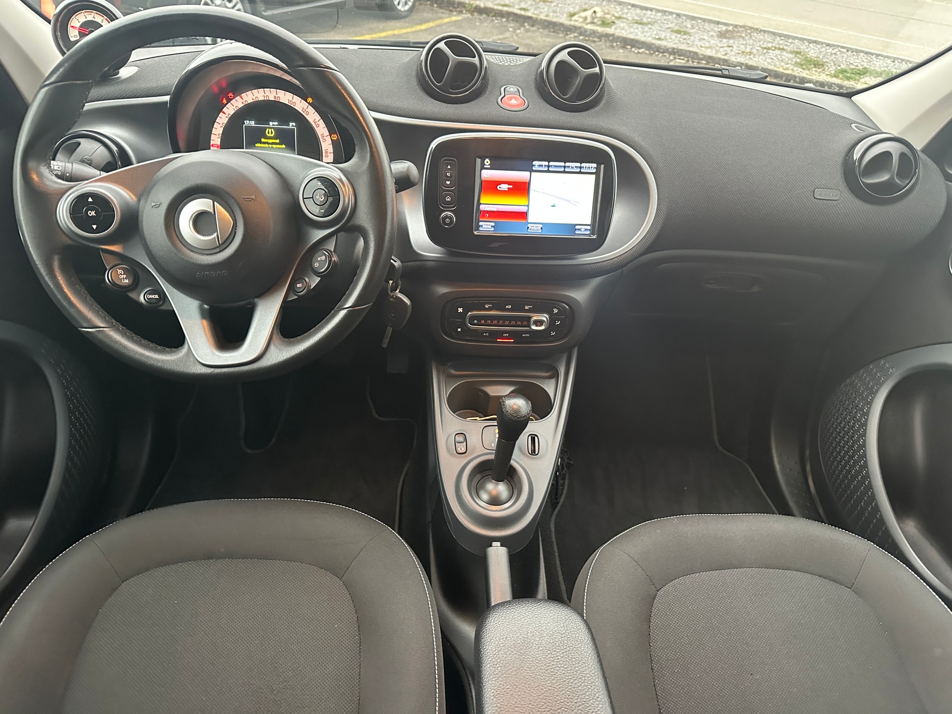 SMART forfour twinamic-image-8