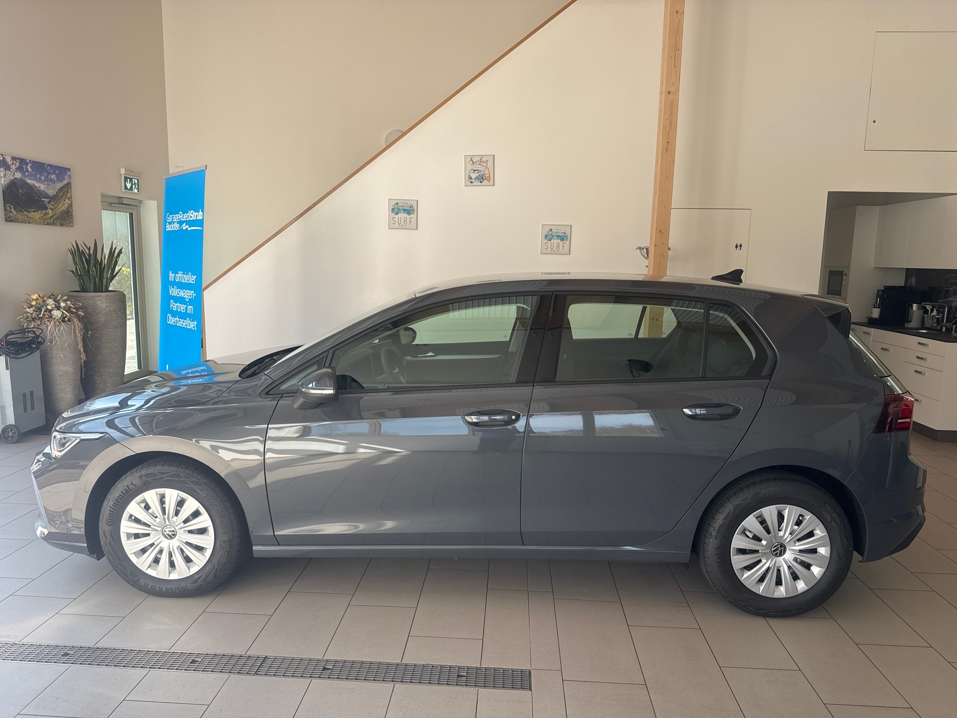 VW Golf VIII 1.5 eTSI DSG-image-1