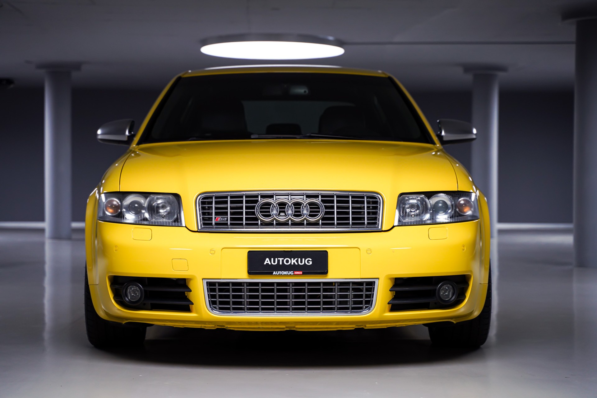 AUDI S4 4.2 V8 quattro-image-1