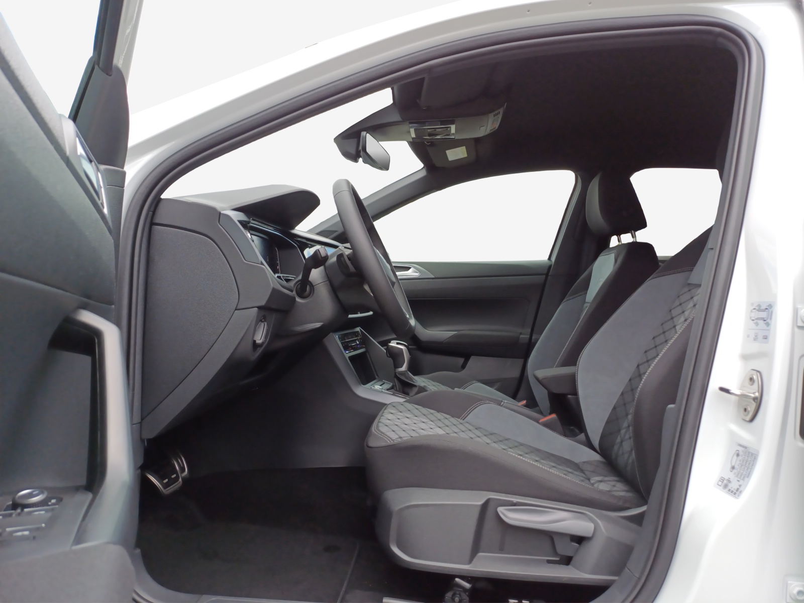 VW Polo 1.0 TSI R-Line United DSG-image-6