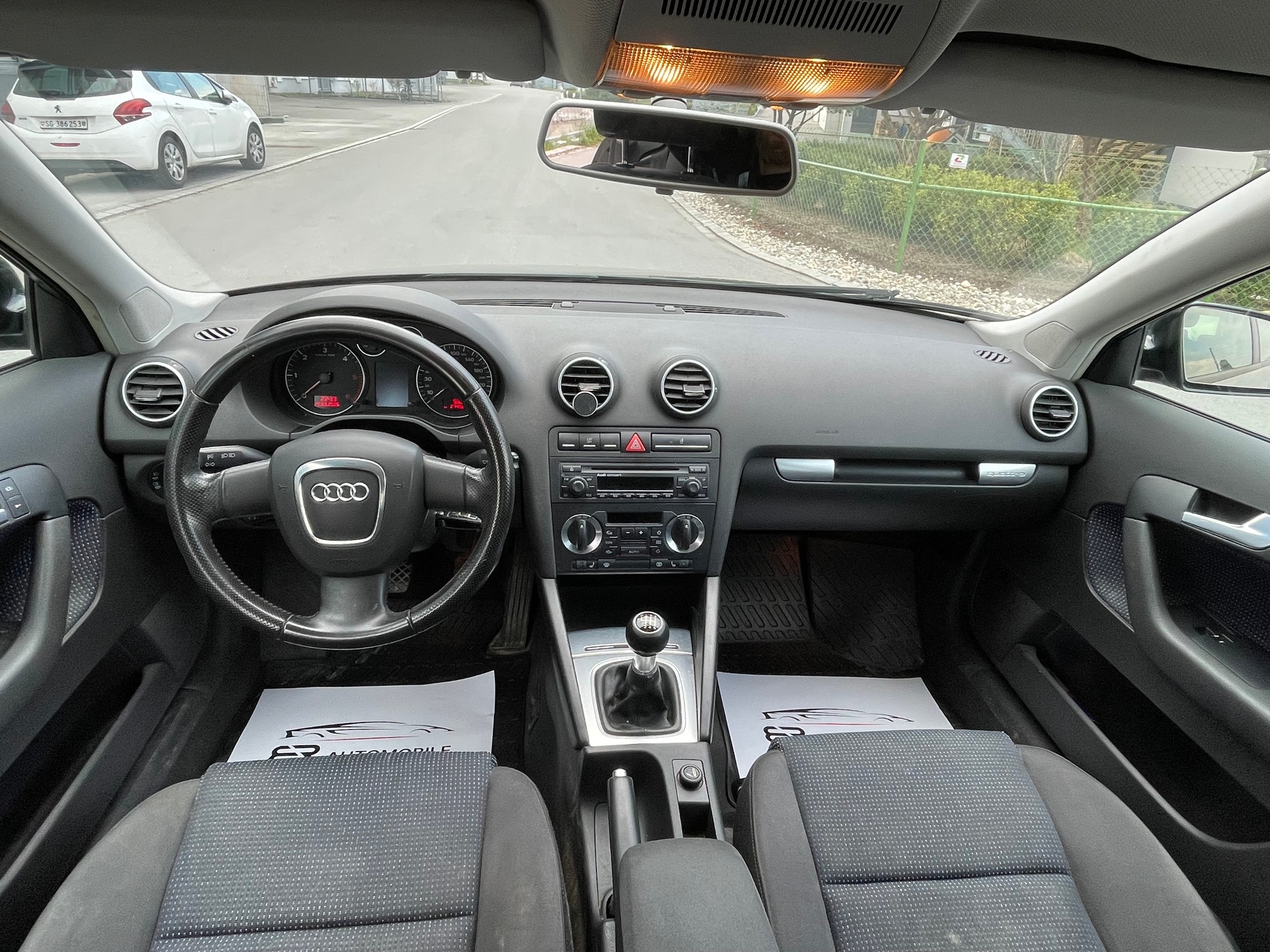 AUDI A3 Sportback 2.0 TDI Attraction quattro-image-10