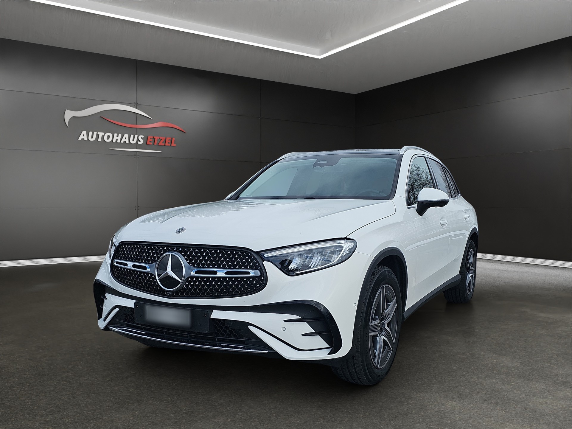 MERCEDES-BENZ GLC 300 4Matic AMG Line 9G-Tronic-image-0