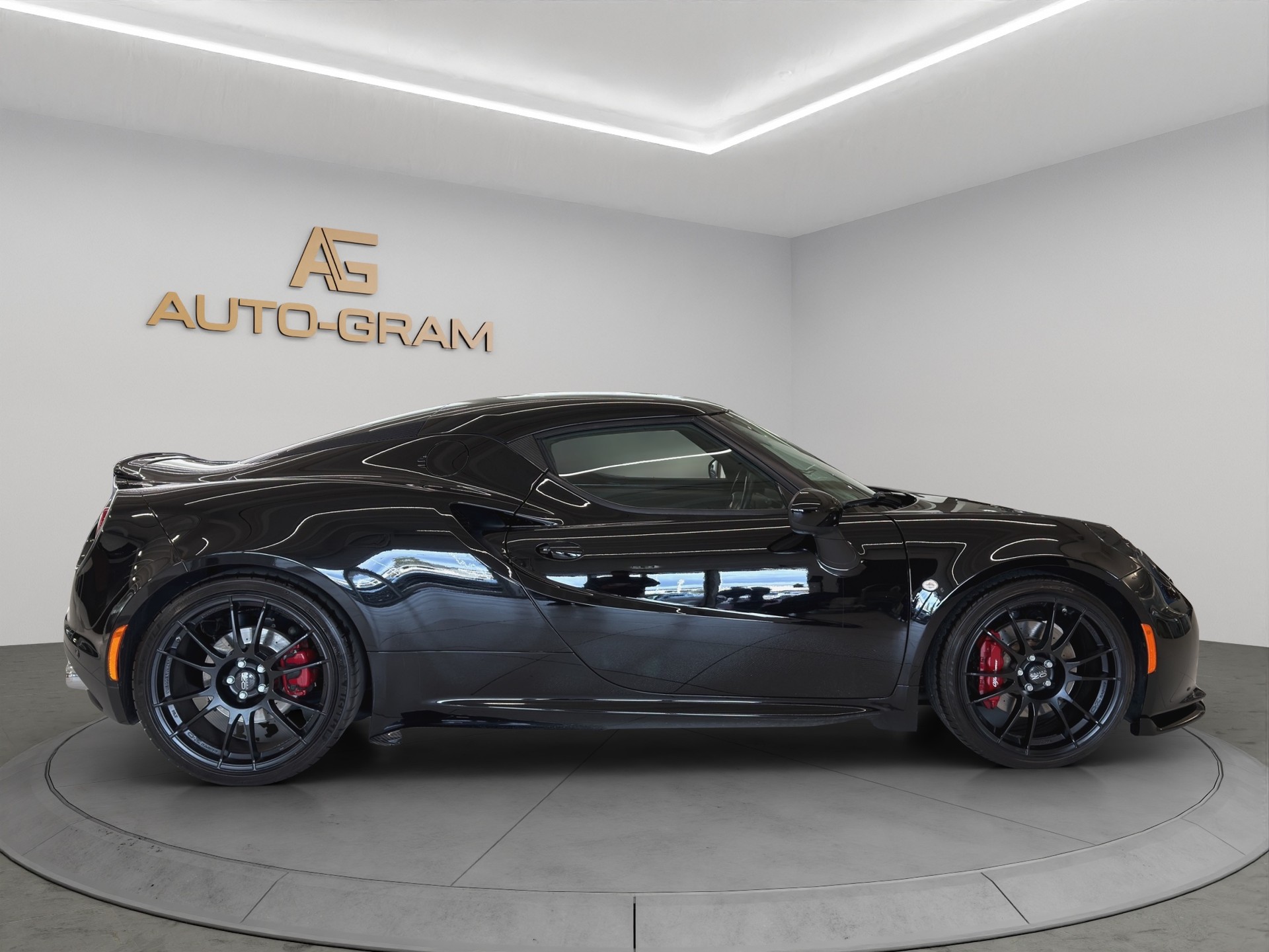 ALFA ROMEO 4C 1750 TBi TCT-image-5
