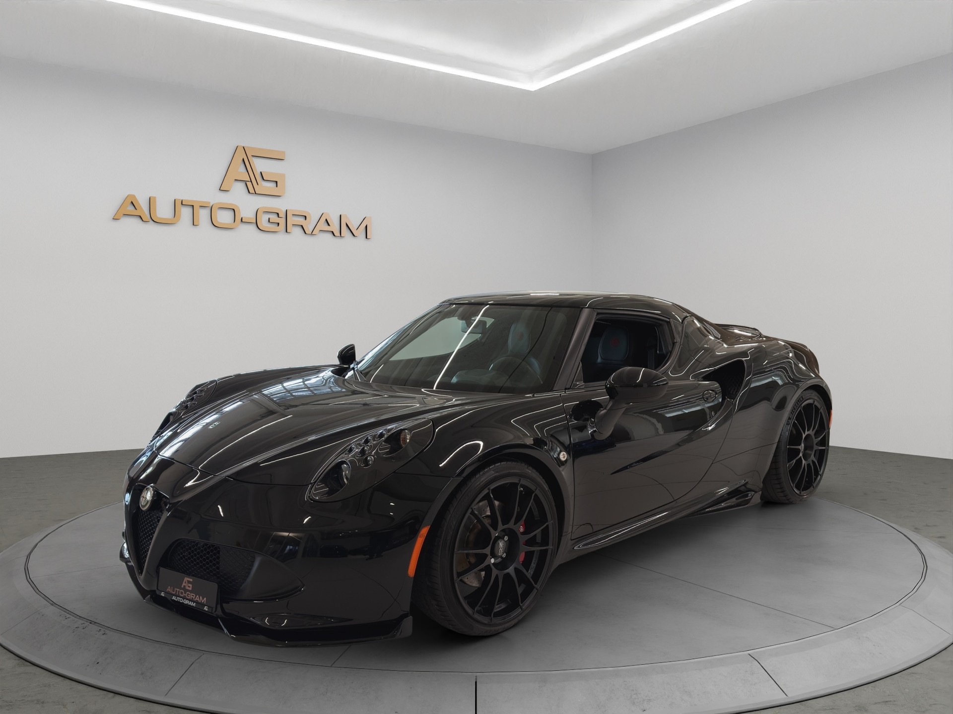 ALFA ROMEO 4C 1750 TBi TCT-image-0