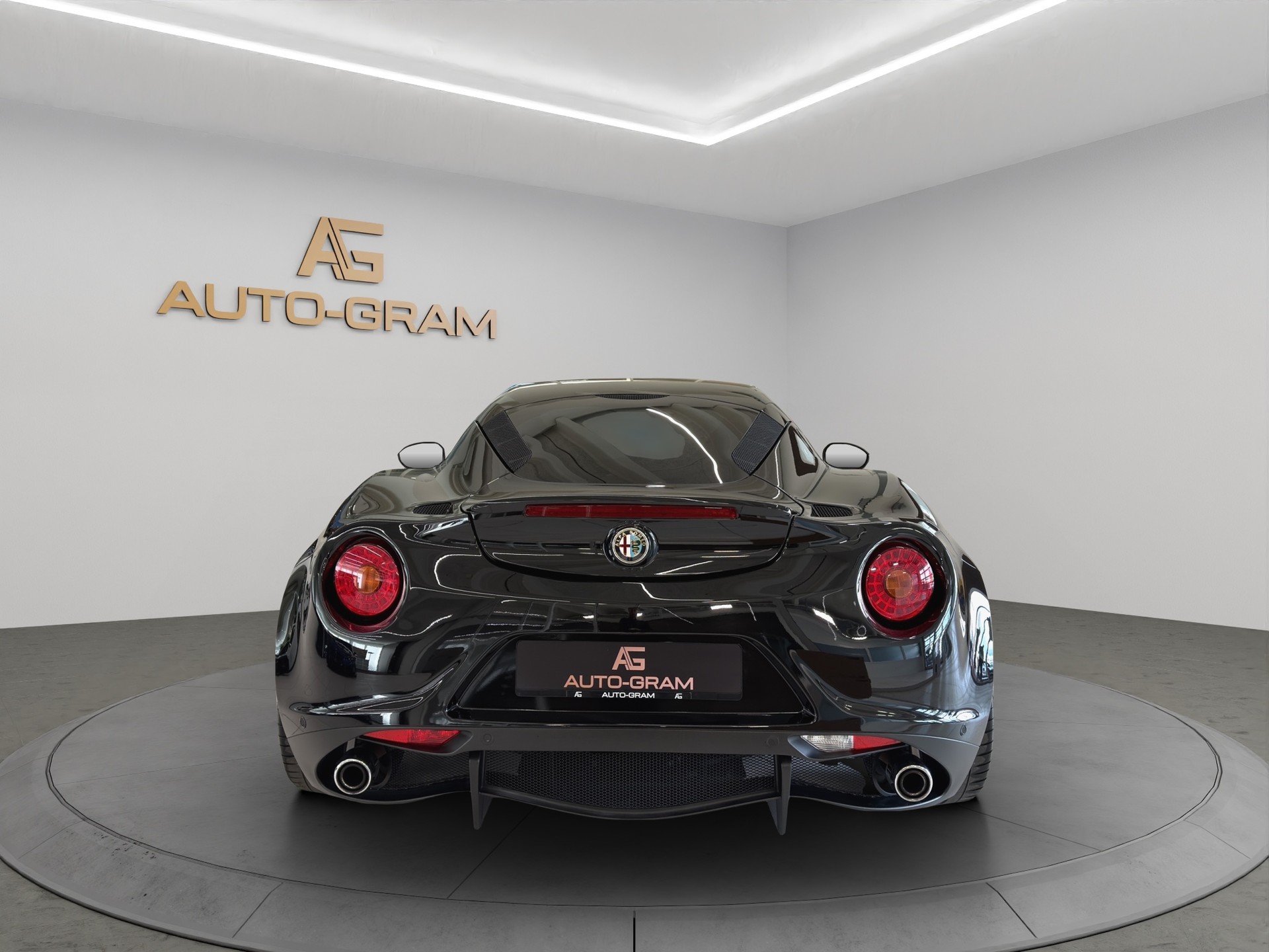 ALFA ROMEO 4C 1750 TBi TCT-image-3