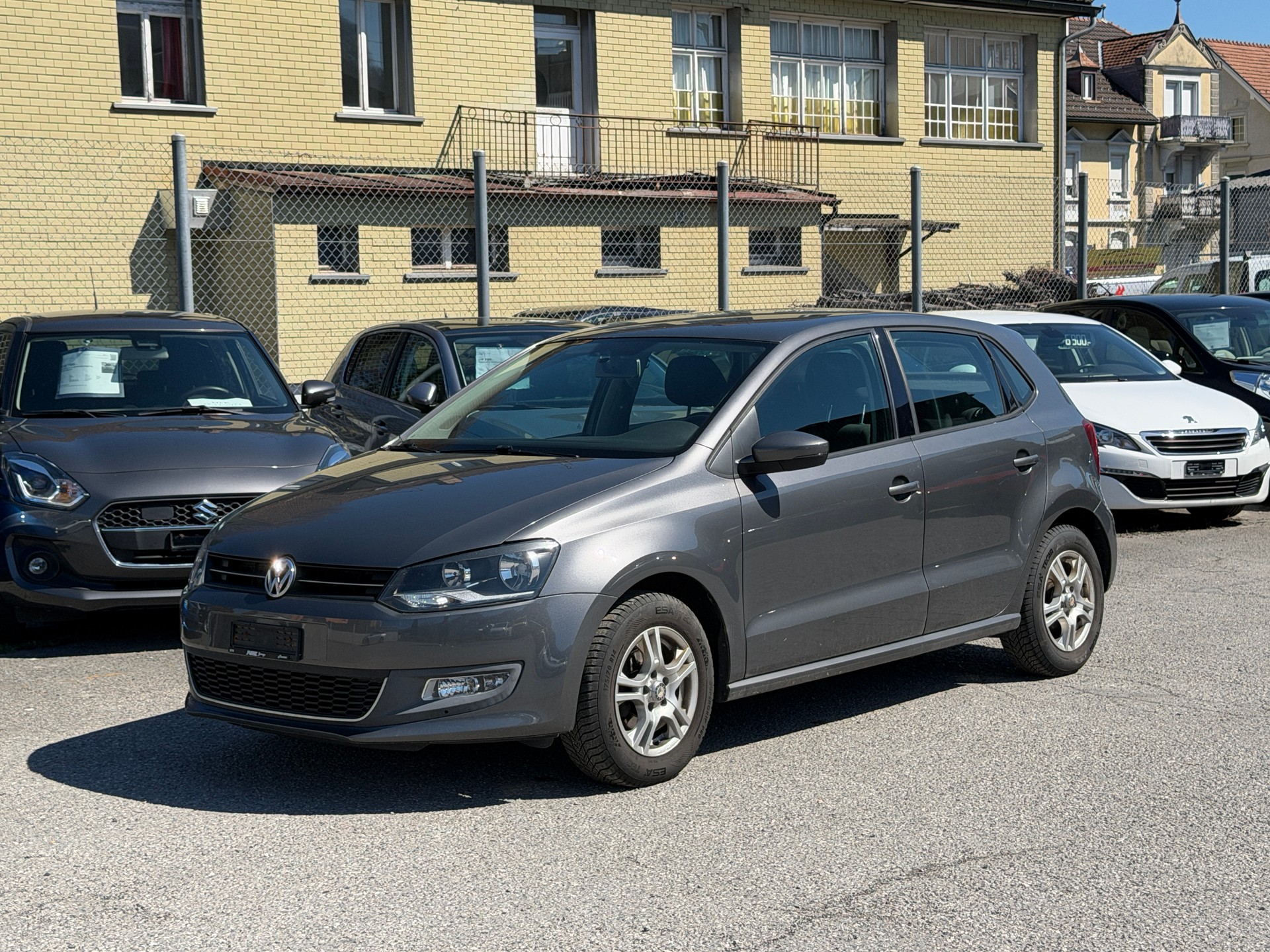 VW Polo 1.4 16V Highline-image-2