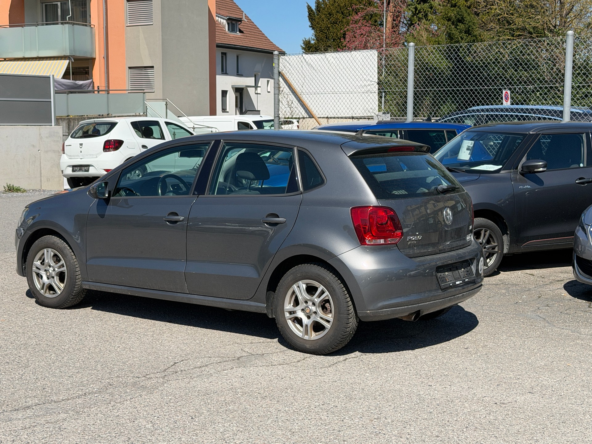VW Polo 1.4 16V Highline-image-13