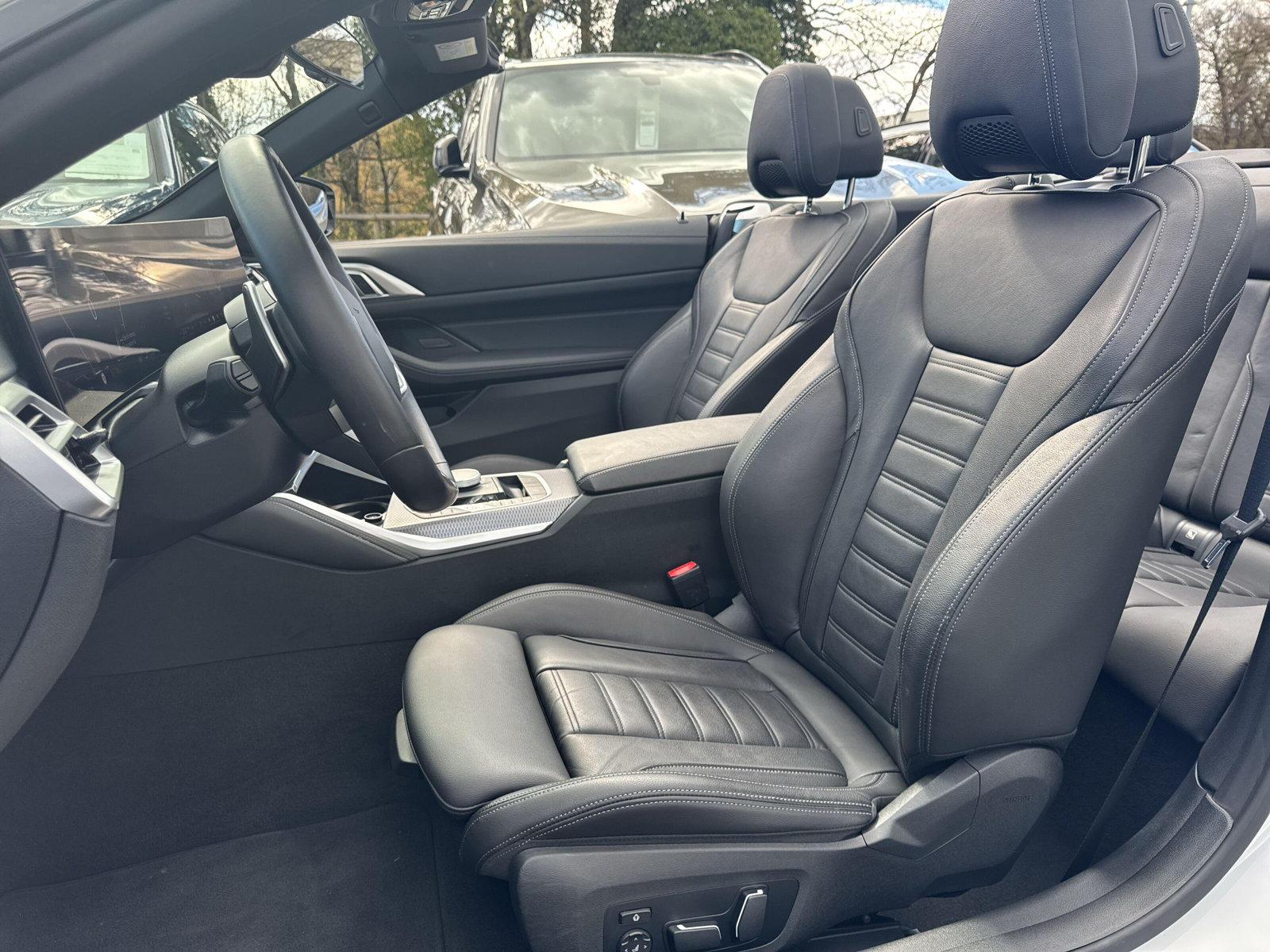 BMW 430i xDrive Cabriolet M Sport Steptronic-image-9