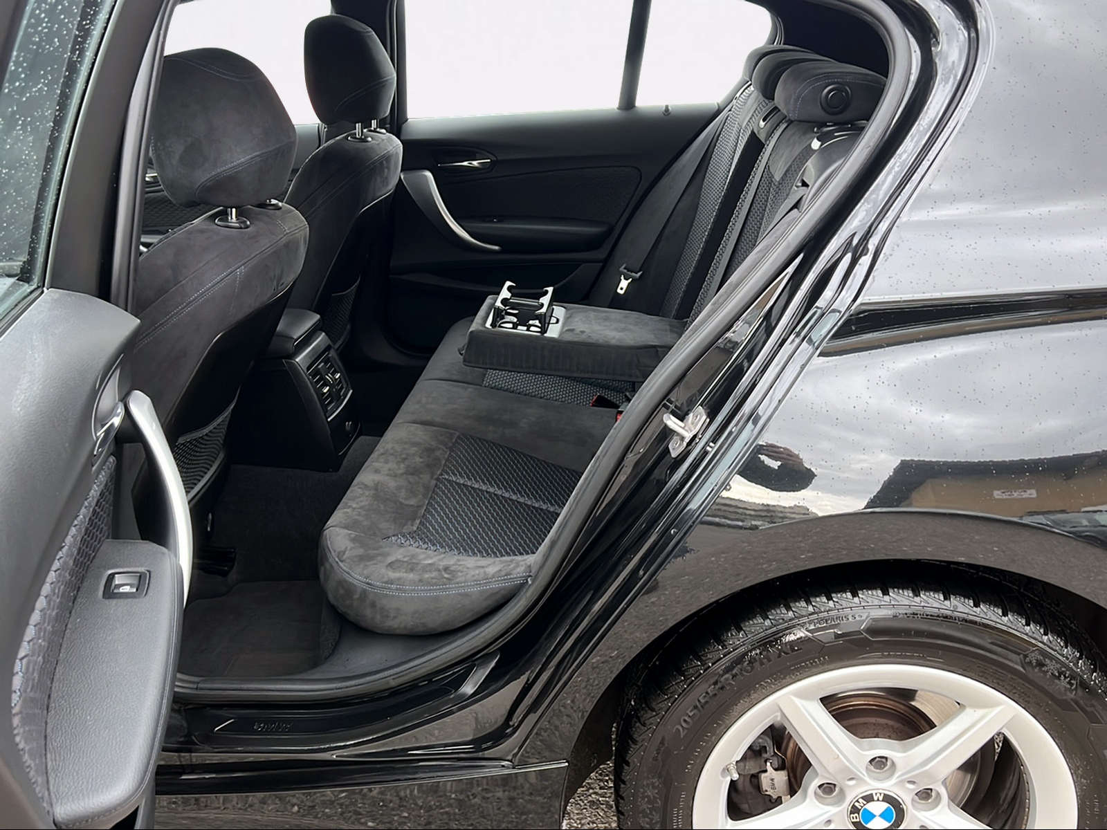 BMW 116i-image-11