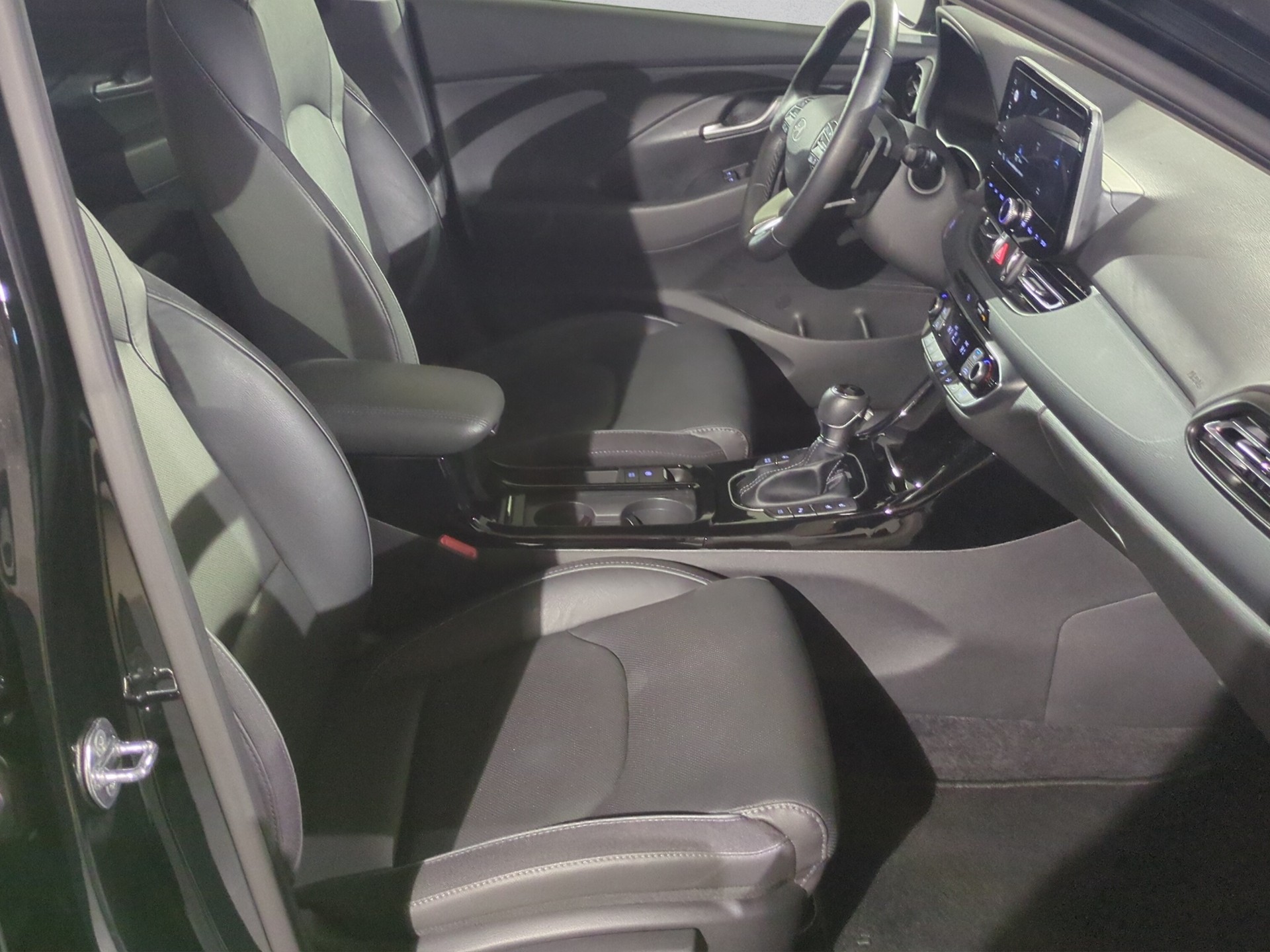 HYUNDAI i30 Wagon 1.5 T-GDi Vertex 48V MH DCT-image-16
