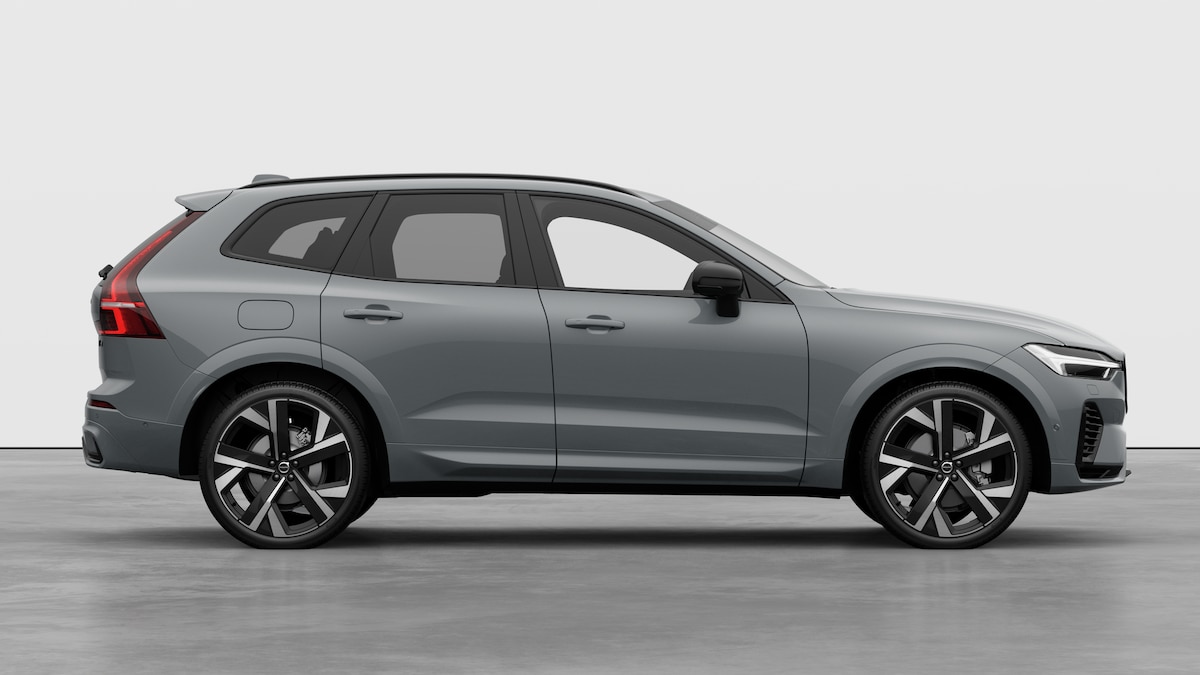VOLVO XC60 2.0 T6 TE Black Edition eAWD-image-3