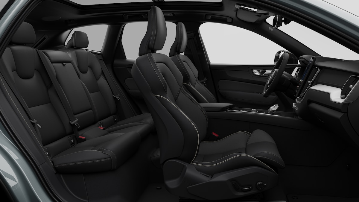 VOLVO XC60 2.0 T6 TE Black Edition eAWD-image-13