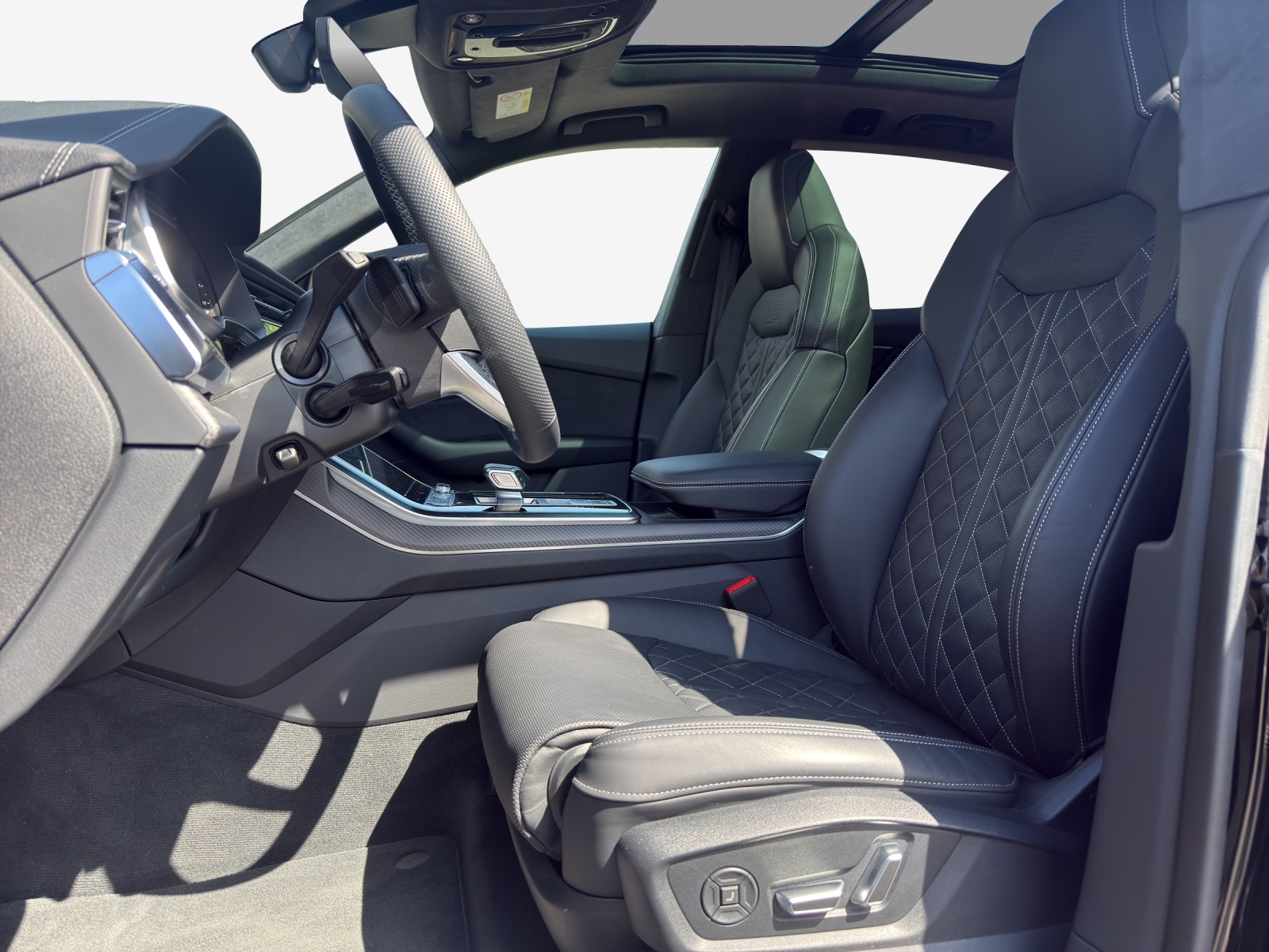 AUDI SQ8 SUV TFSI quattro tiptronic-image-7