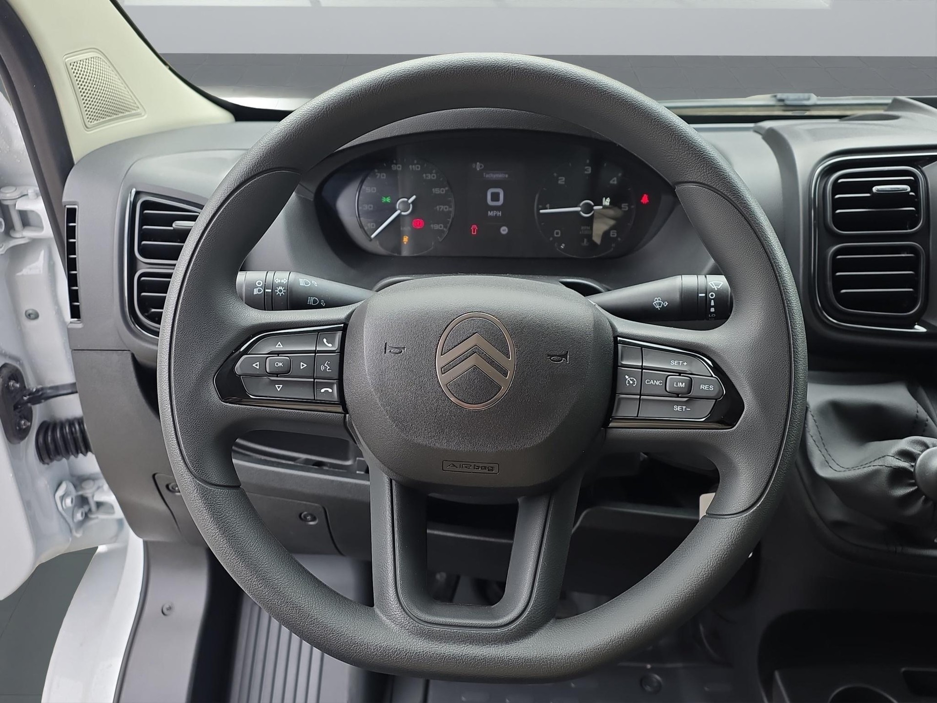 CITROEN Jumper Kaw. 35+ L3H2 2.2 BlueHDi 140 S/S-image-9