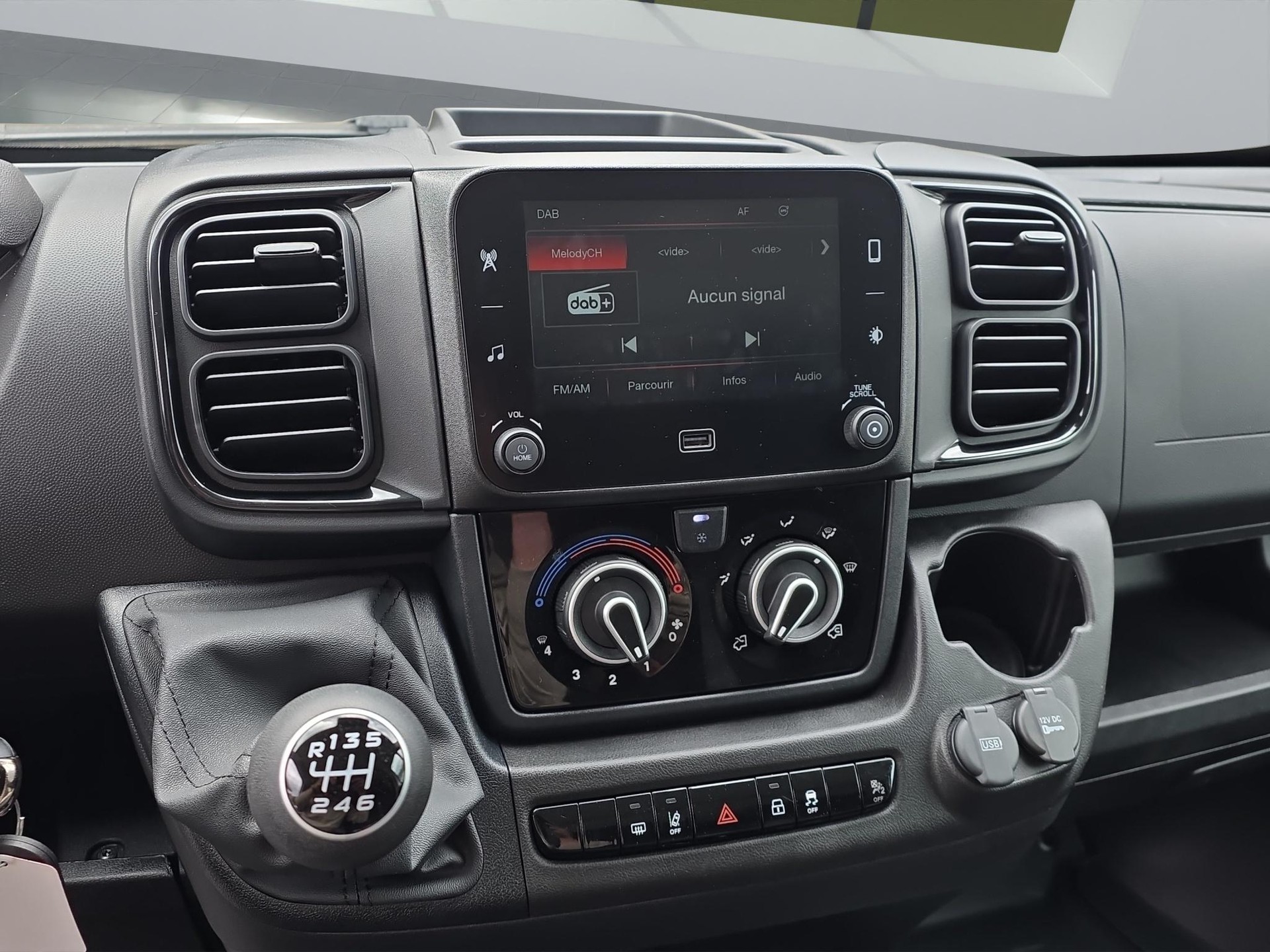 CITROEN Jumper Kaw. 35+ L3H2 2.2 BlueHDi 140 S/S-image-11