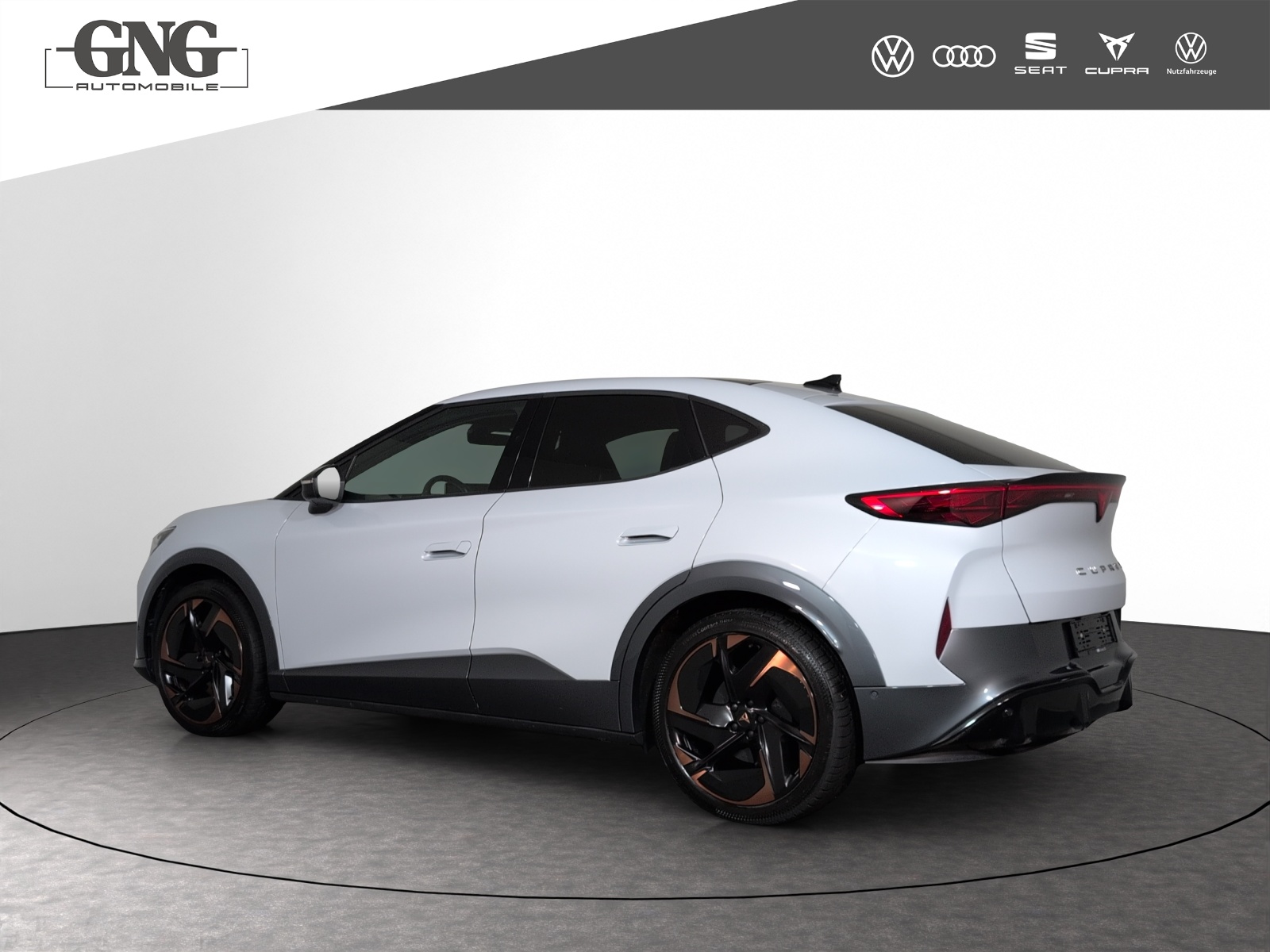 CUPRA Tavascan Type 9 77 kWh VZ Adrenaline-image-1