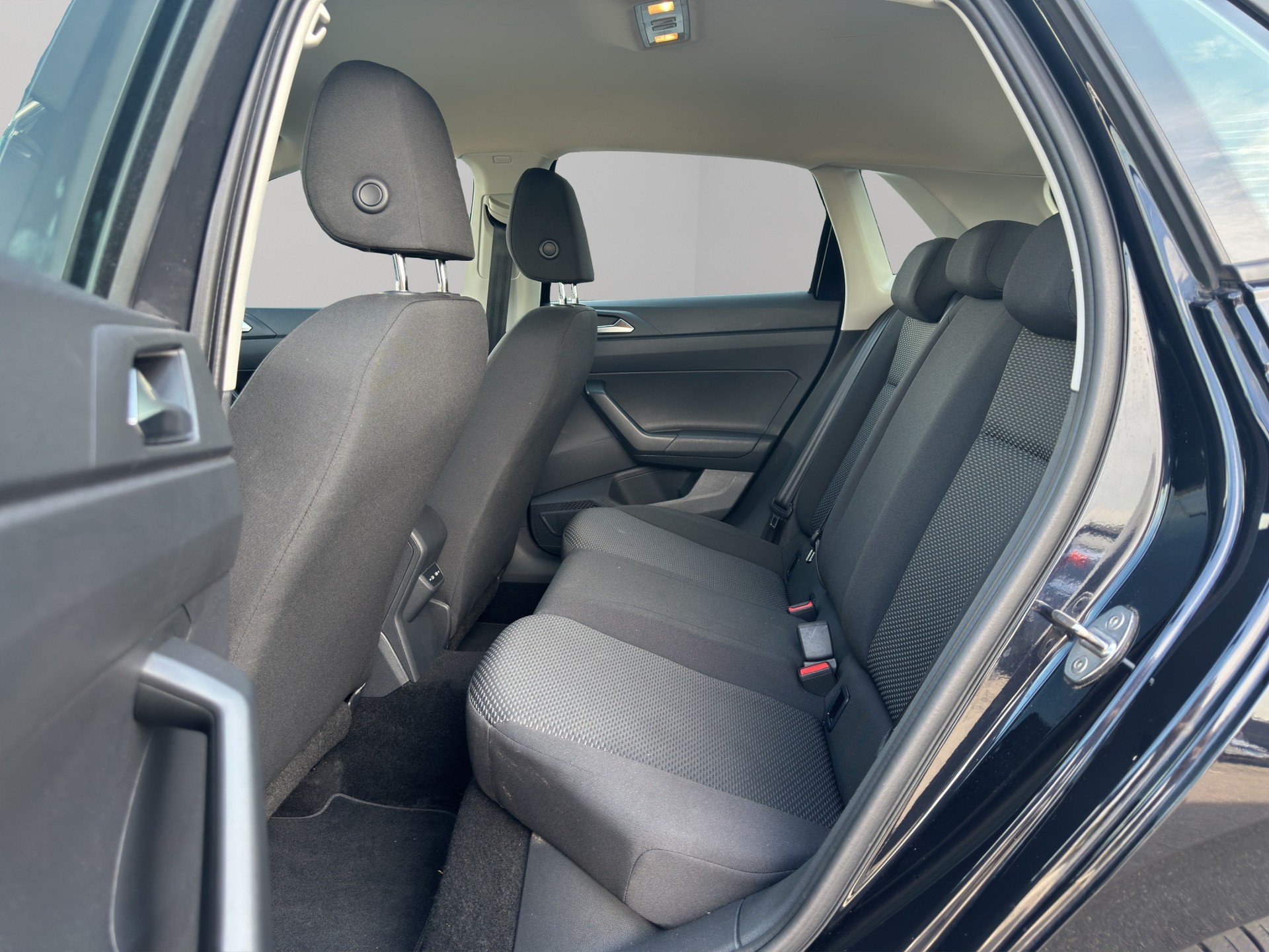 VW Polo 1.0 BMT Value-image-10