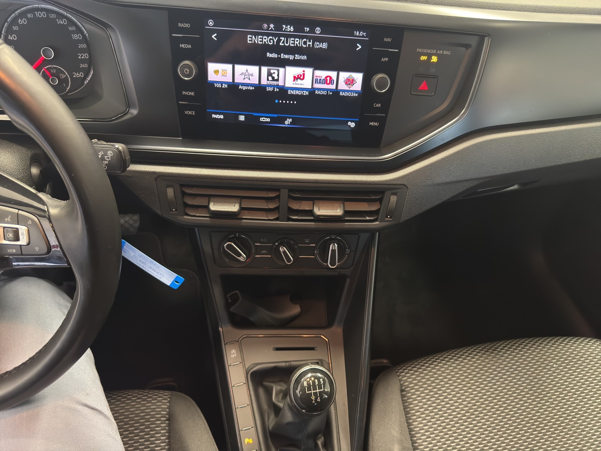 VW Polo 1.0 BMT Value-image-11