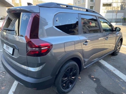 DACIA Jogger 1.6 Hybrid Extreme 7P-image-2