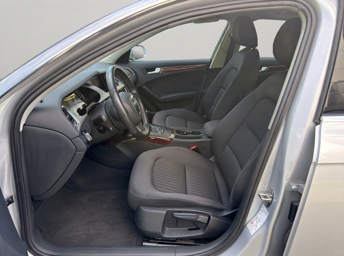 AUDI A4 Limousine 2.0 TFSI quattro-image-7