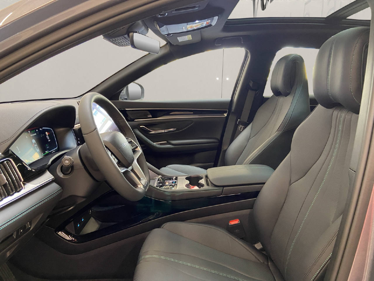 BYD Seal U DM-i Design AWD-image-4
