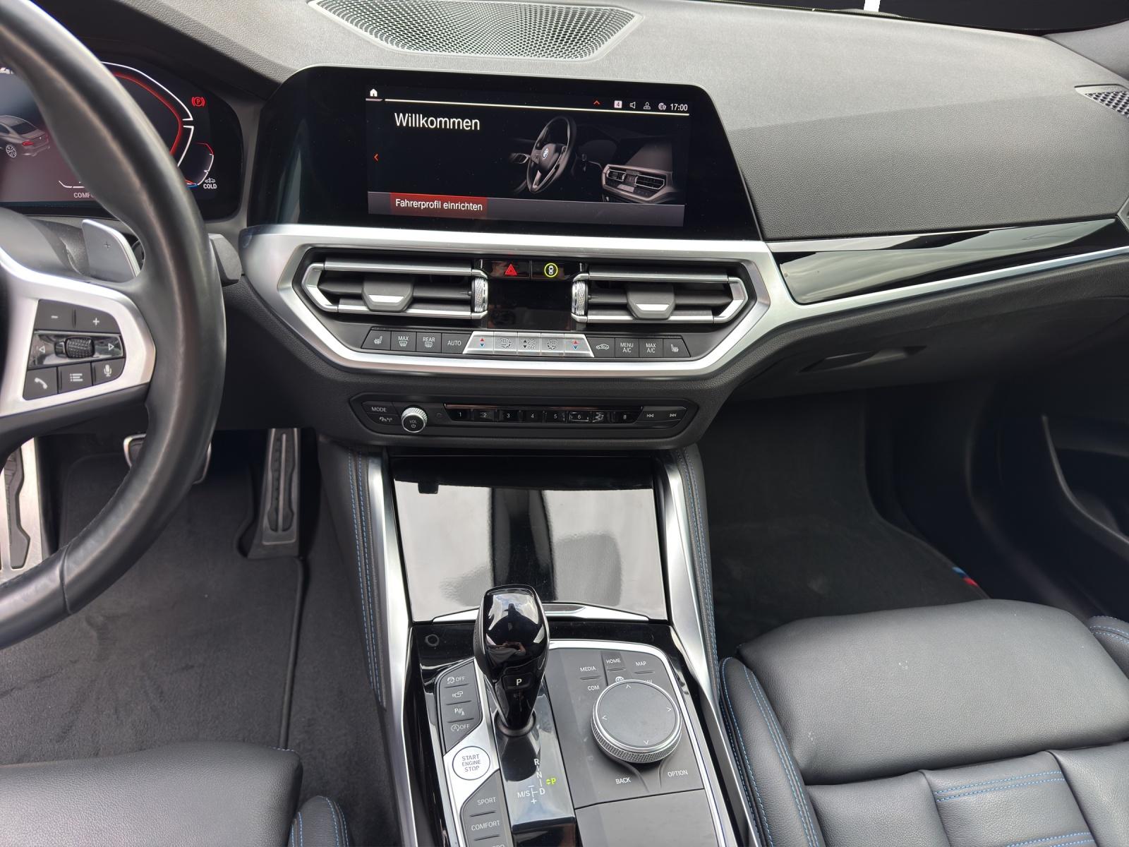 BMW M240i xDrive Coupé-image-16
