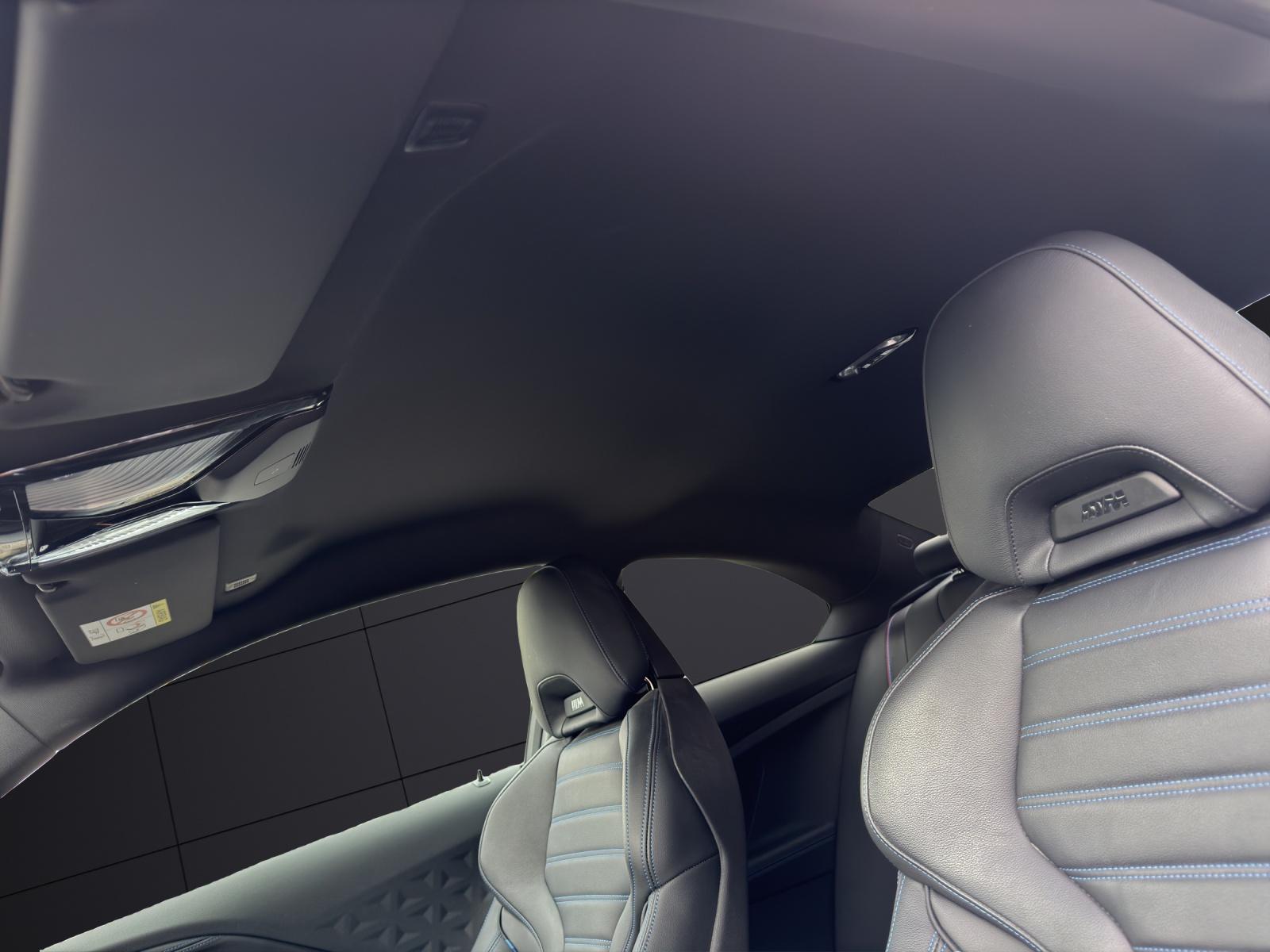 BMW M240i xDrive Coupé-image-13