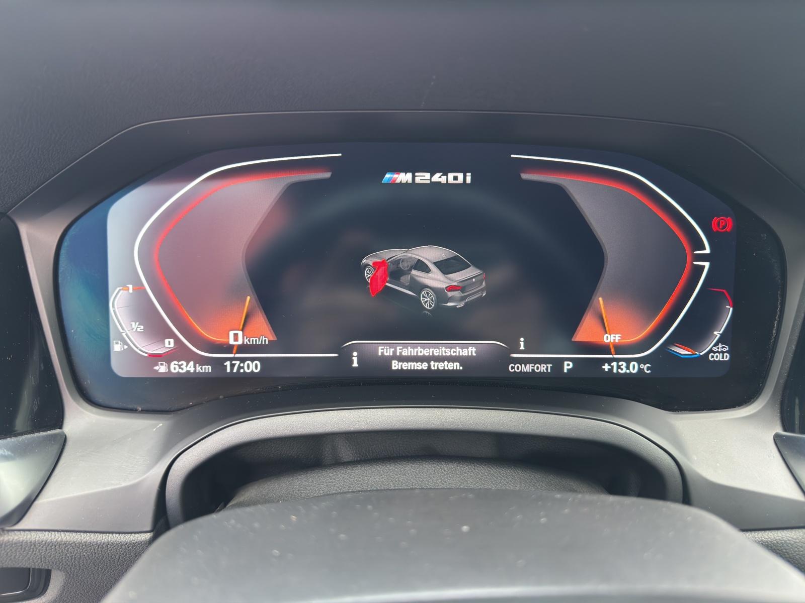 BMW M240i xDrive Coupé-image-15