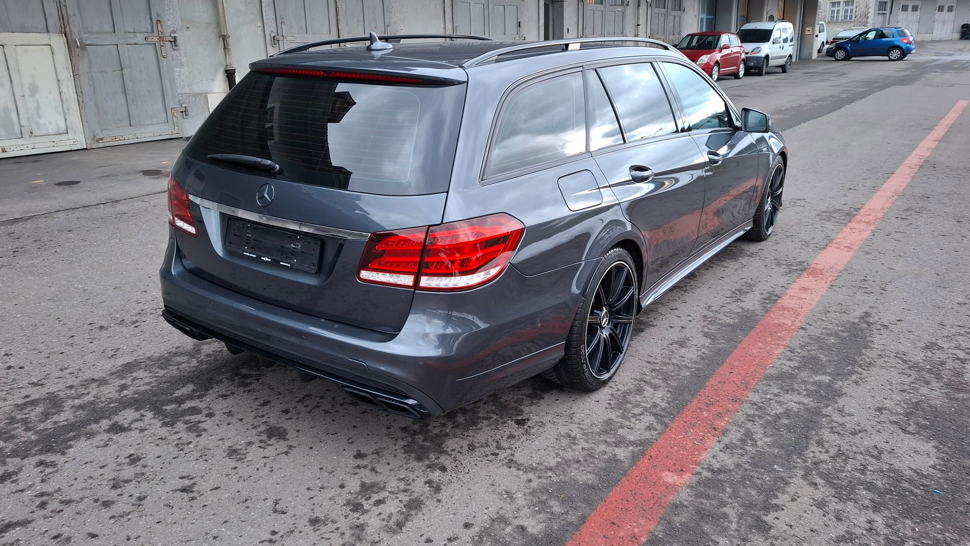 MERCEDES-BENZ E 350 BlueTEC Avantgarde 4Matic 7G-Tronic-image-1