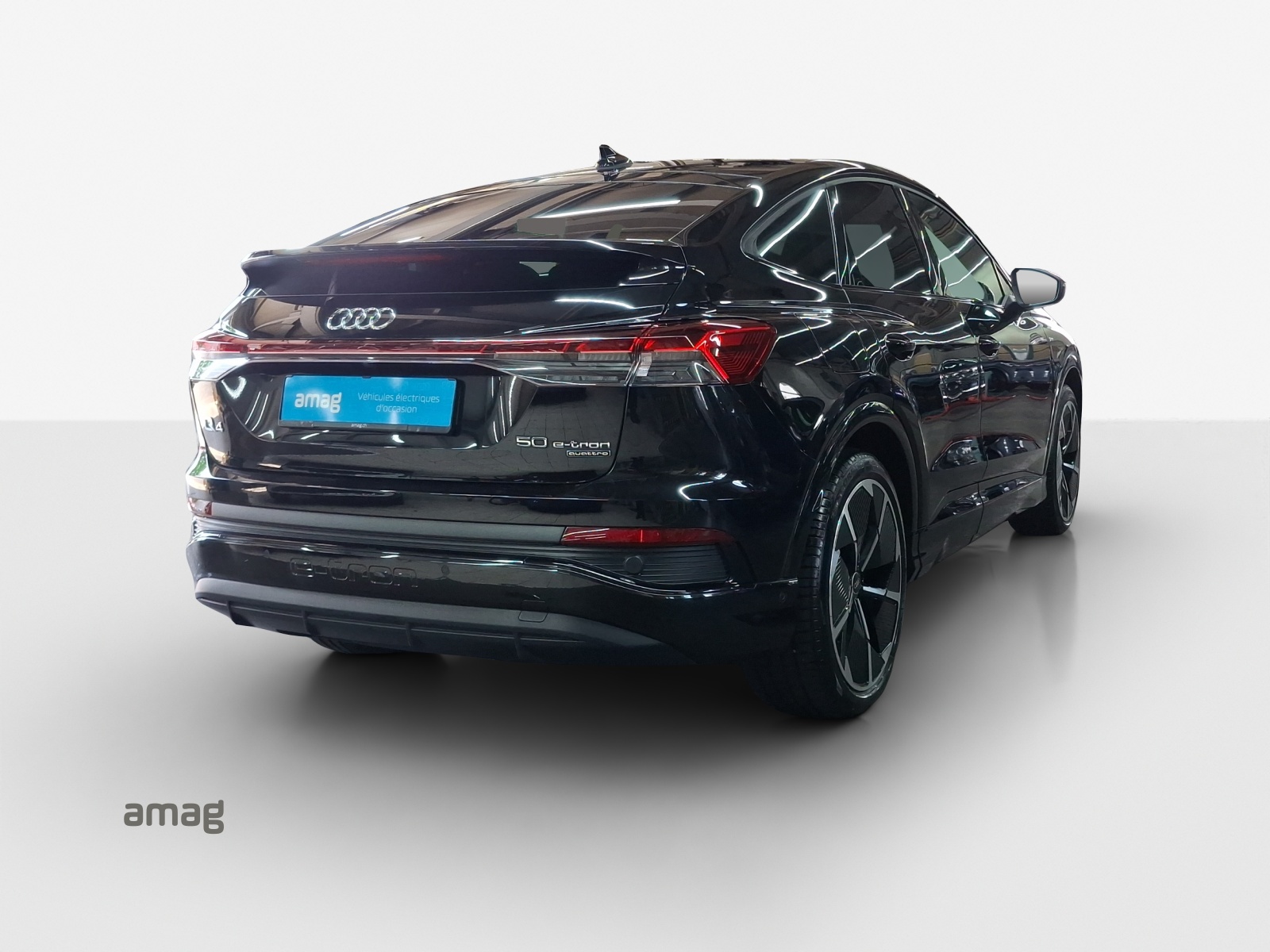 AUDI Q4 Sportback e-tron 50 quattro-image-4