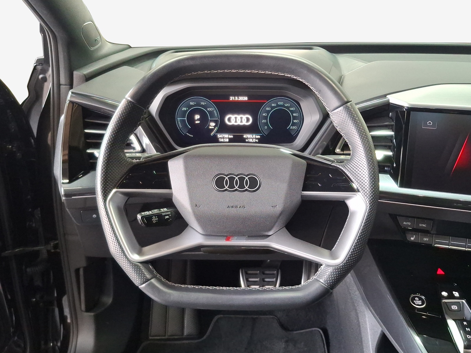 AUDI Q4 Sportback e-tron 50 quattro-image-9