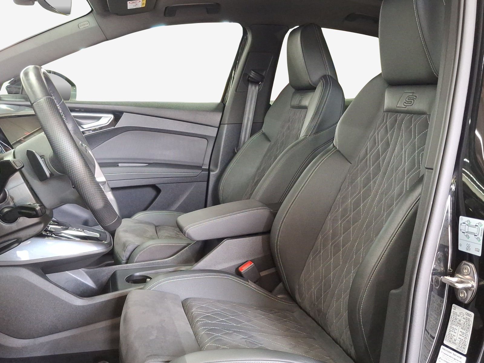 AUDI Q4 Sportback e-tron 50 quattro-image-7