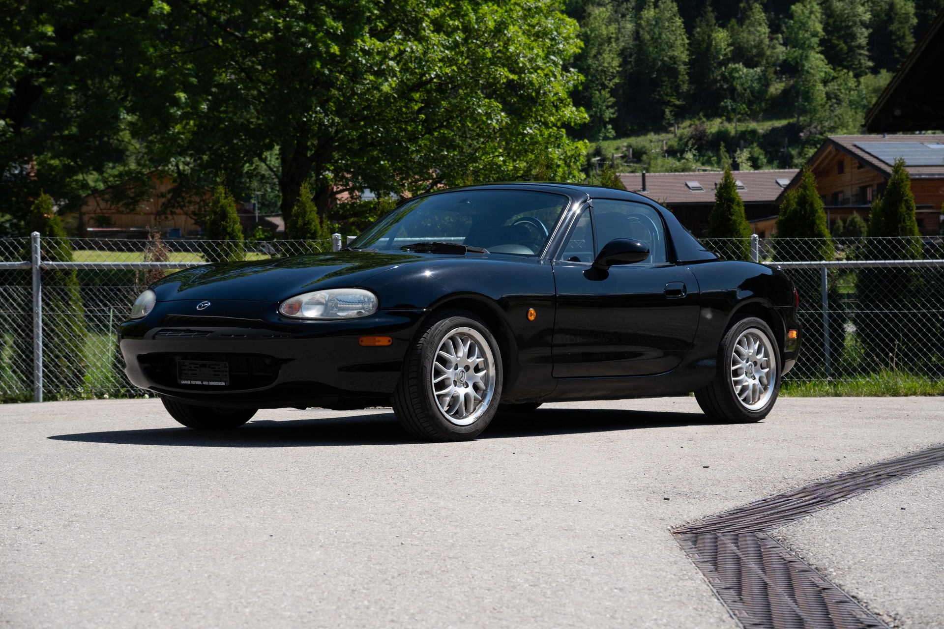 MAZDA 1.8i-16V Youngster