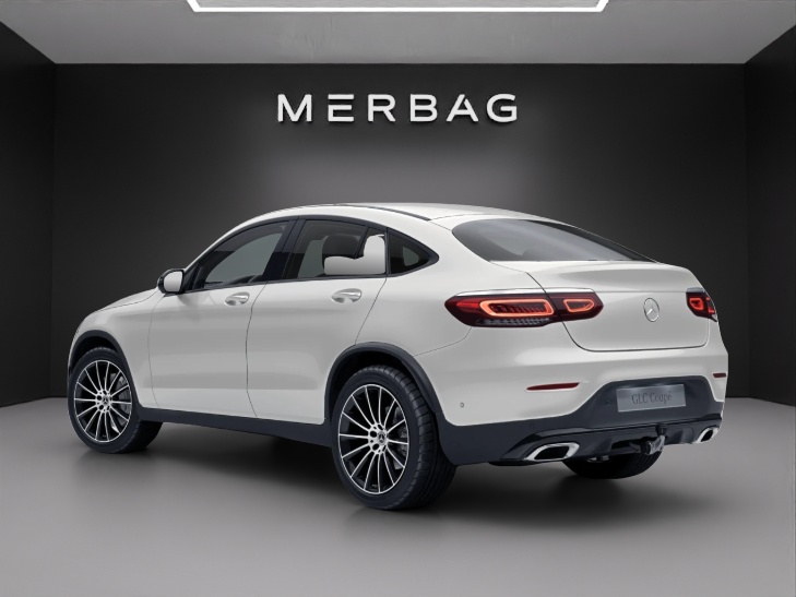 MERCEDES-BENZ GLC Coupé 220 d AMG Line 4Matic 9G-Tronic-image-3
