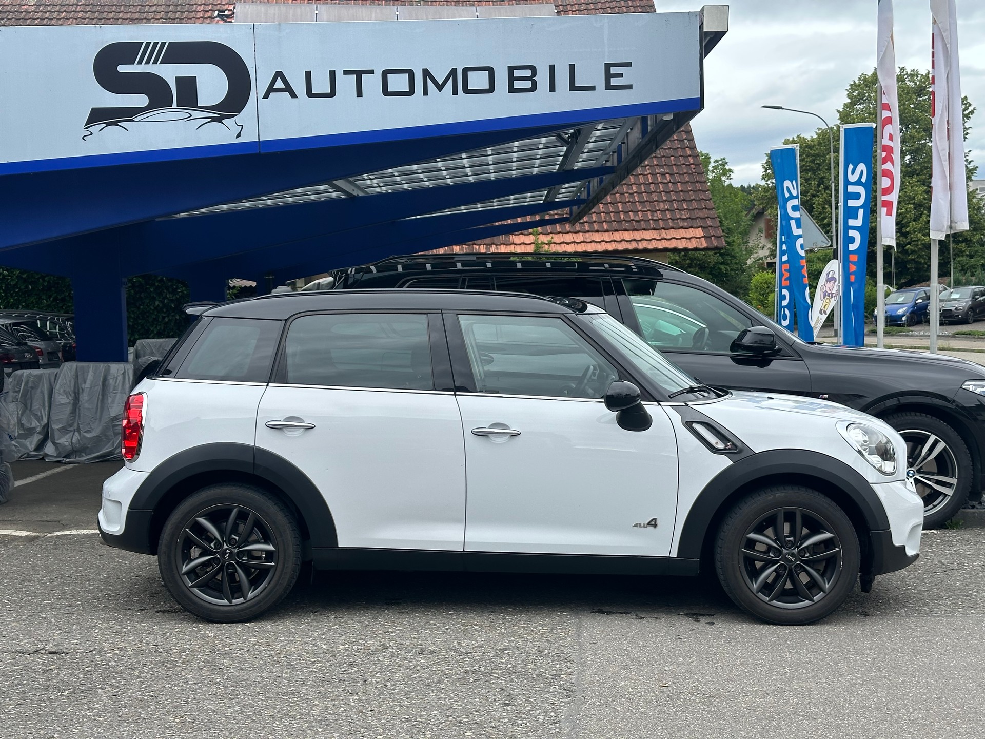MINI Countryman Cooper S ALL4 Steptronic-image-3
