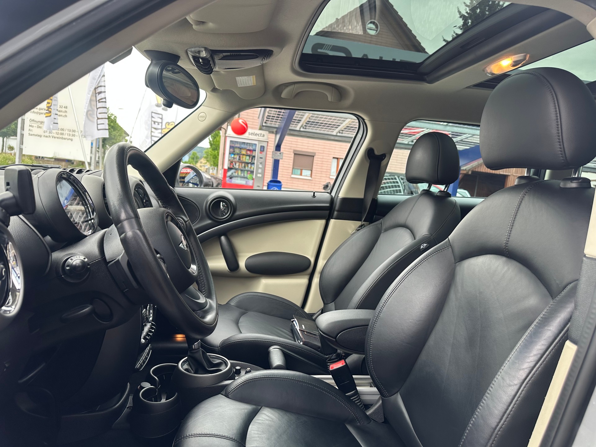MINI Countryman Cooper S ALL4 Steptronic-image-8