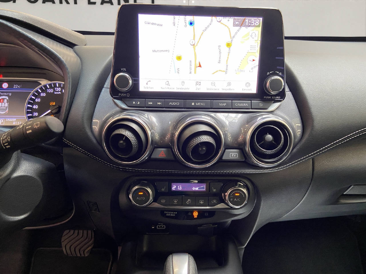 NISSAN Juke 1.6 Hybrid Tekna-image-7