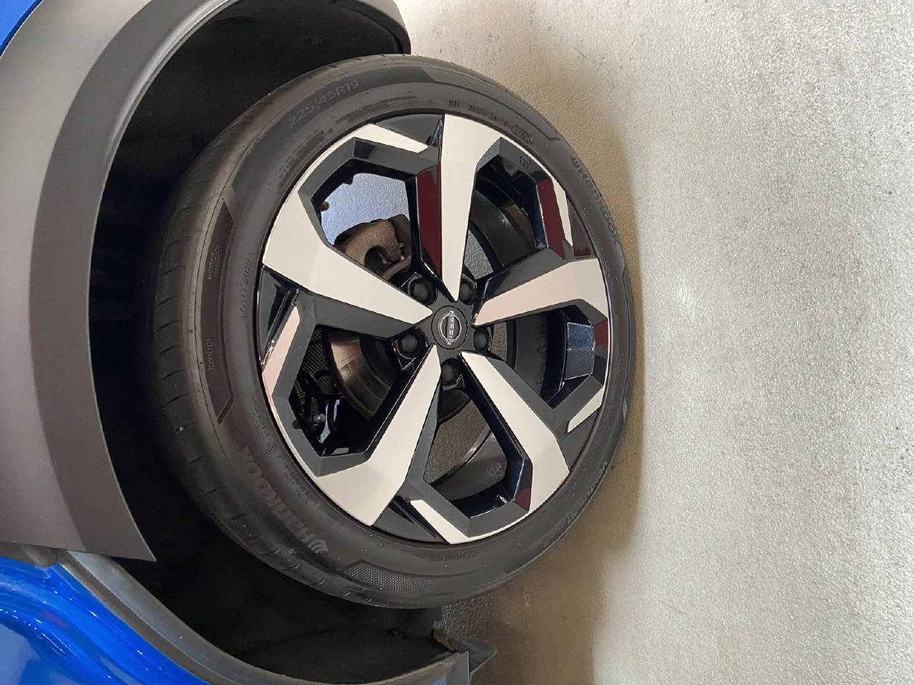 NISSAN Juke 1.6 Hybrid Tekna-image-15
