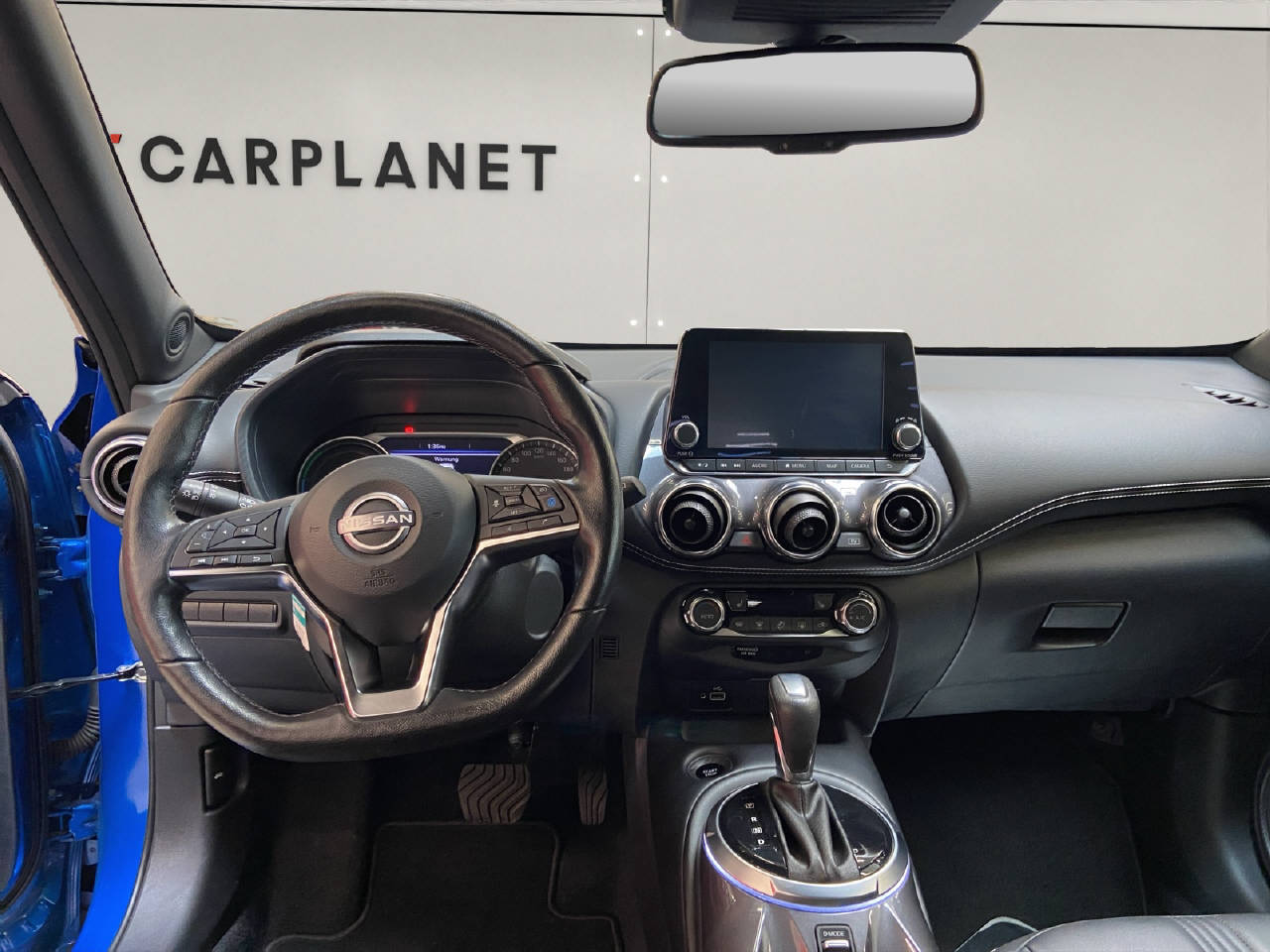 NISSAN Juke 1.6 Hybrid Tekna-image-5