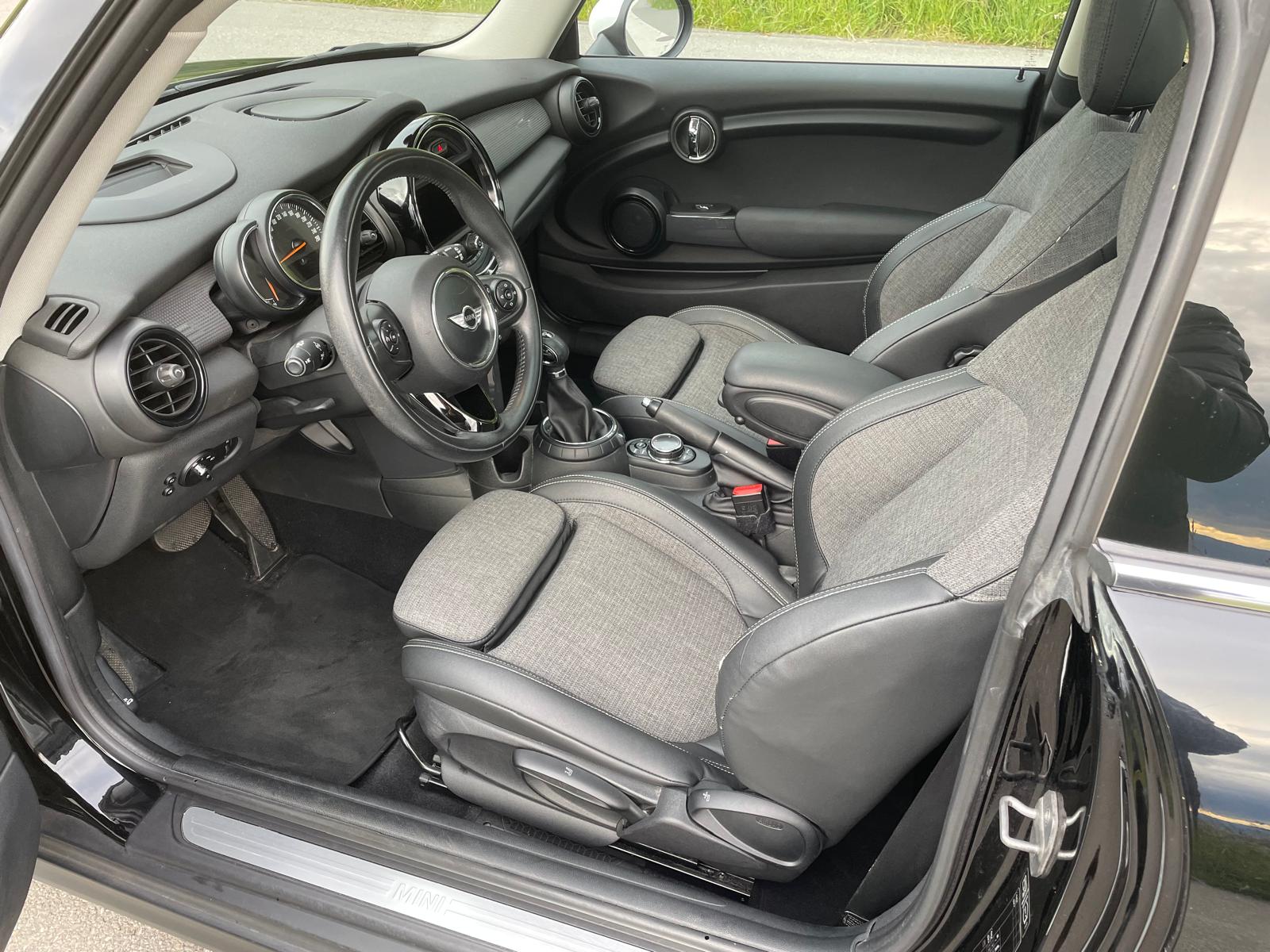 MINI COOPER 136 PS Auto - TOP Car - Panoramic Sunroof - One-Owner vehicle-image-14