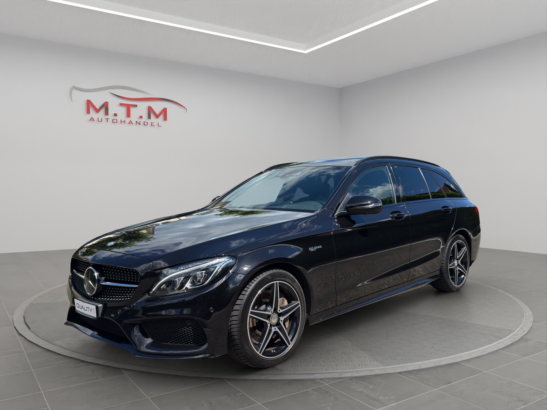 MERCEDES-BENZ C 450 AMG 4Matic 7G-Tronic-image-5