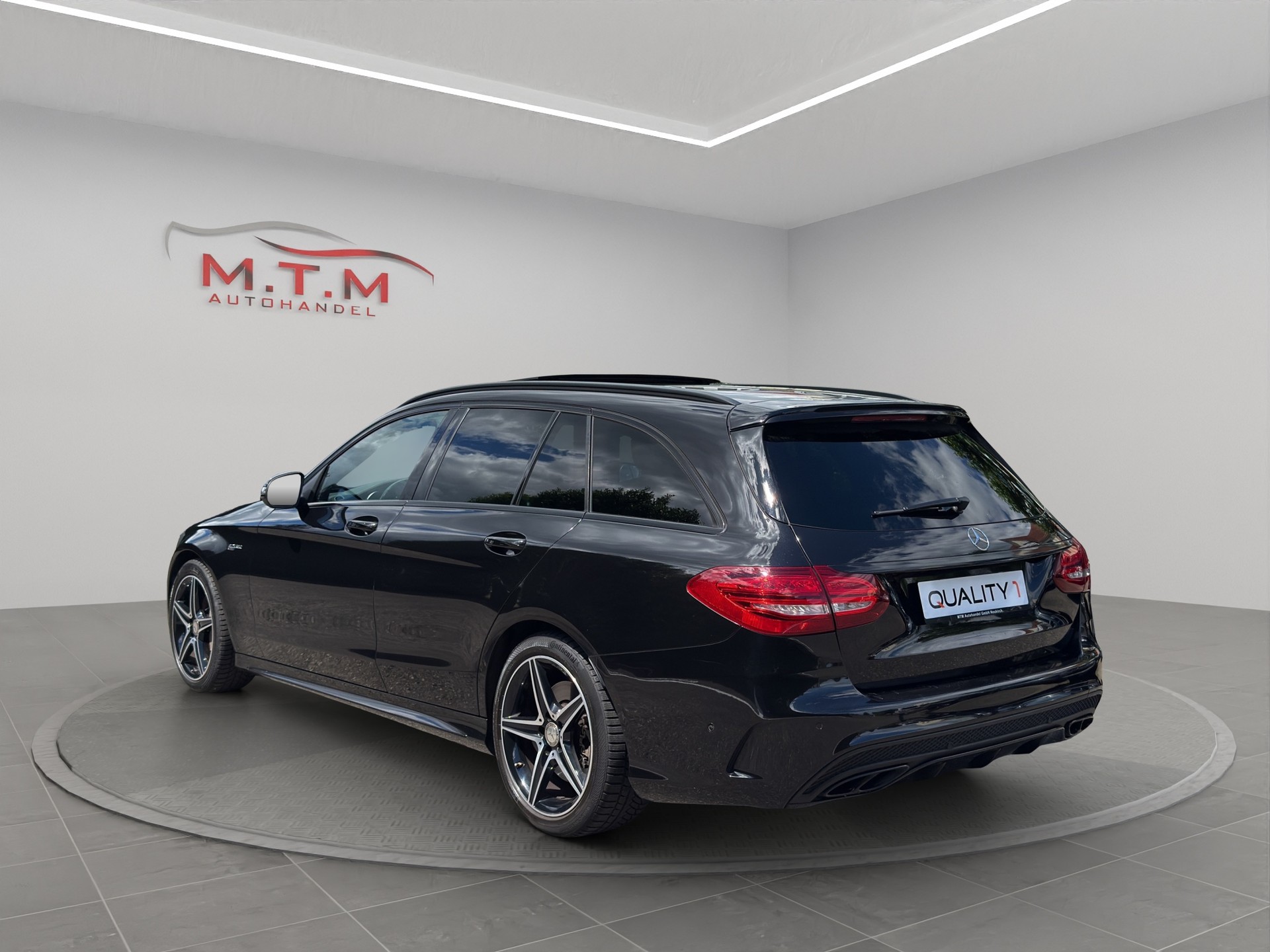 MERCEDES-BENZ C 450 AMG 4Matic 7G-Tronic-image-8