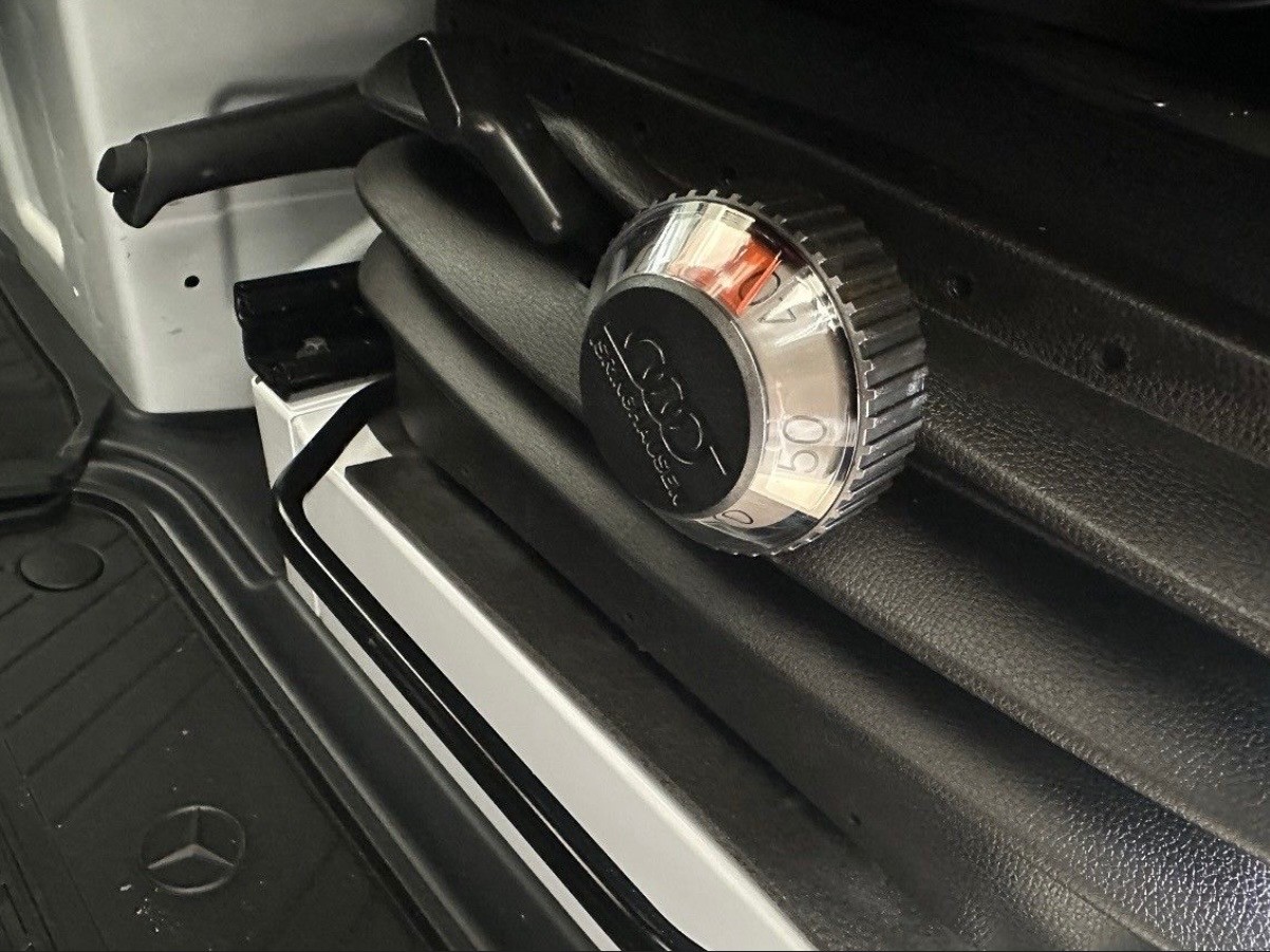 MERCEDES-BENZ Sprinter 317 CDI Standard 9G-TRONIC-image-8