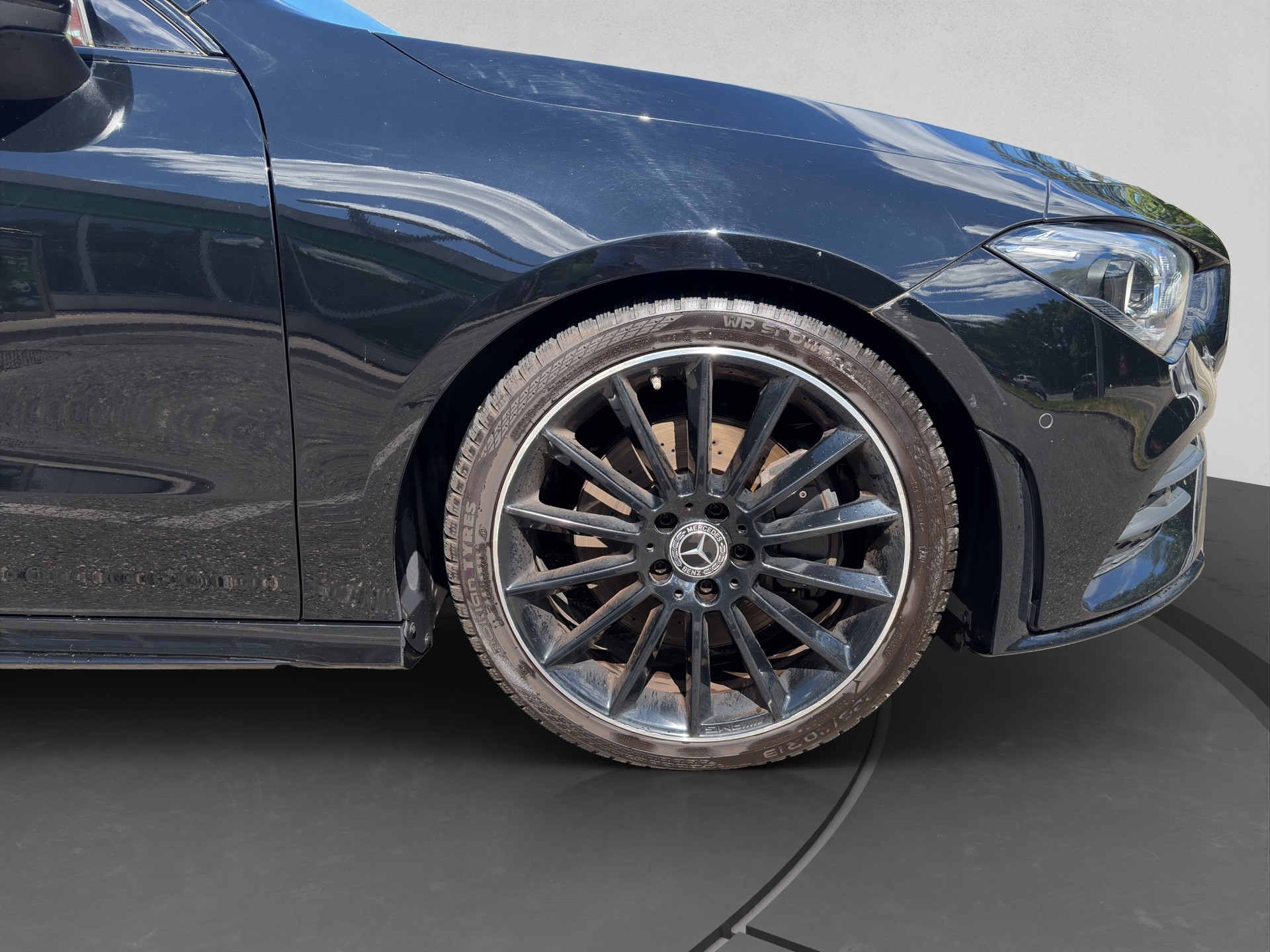 MERCEDES-BENZ CLA Shooting Brake 200 AMG Line 7G-DCT-image-8
