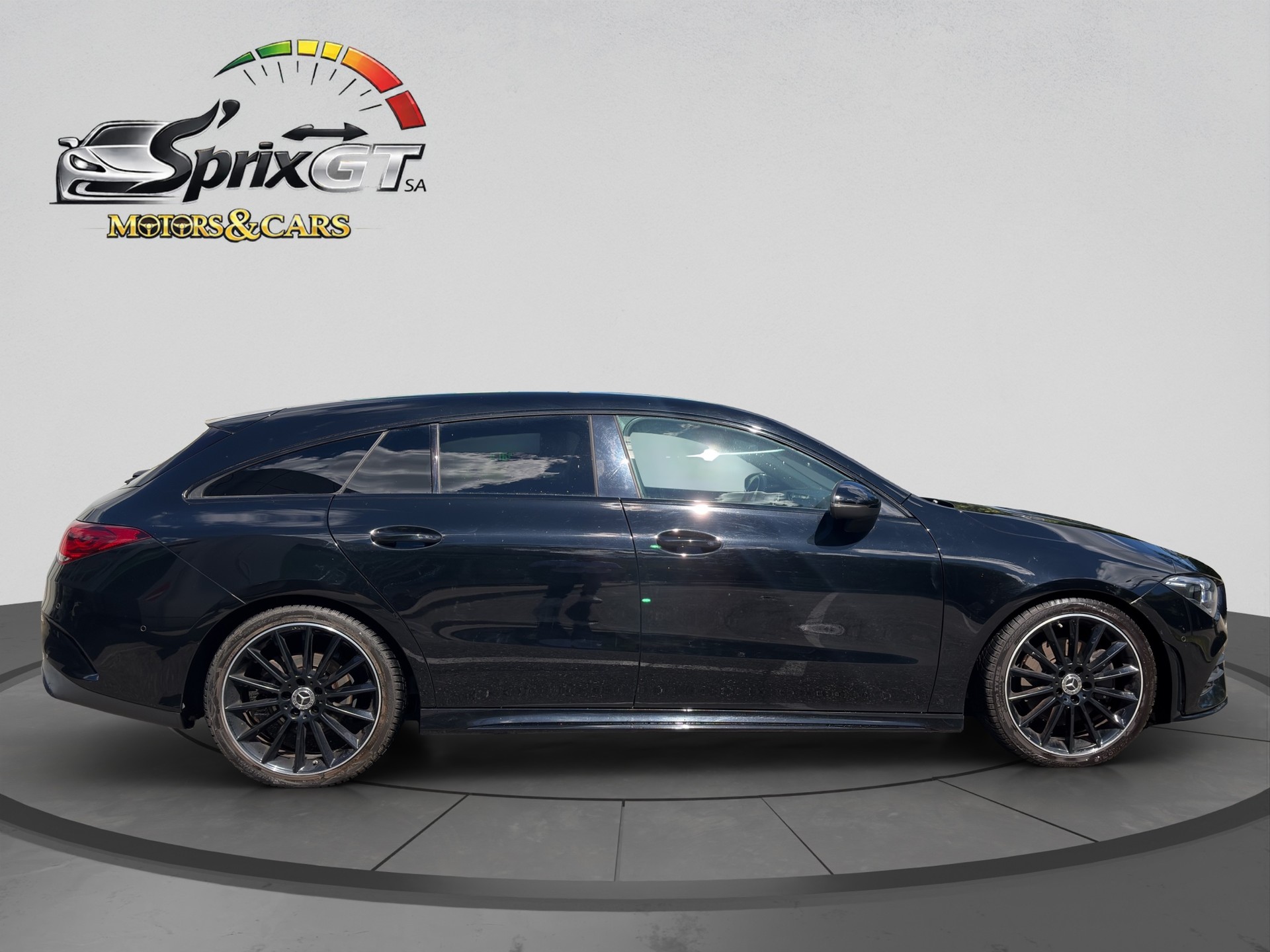 MERCEDES-BENZ CLA Shooting Brake 200 AMG Line 7G-DCT-image-7