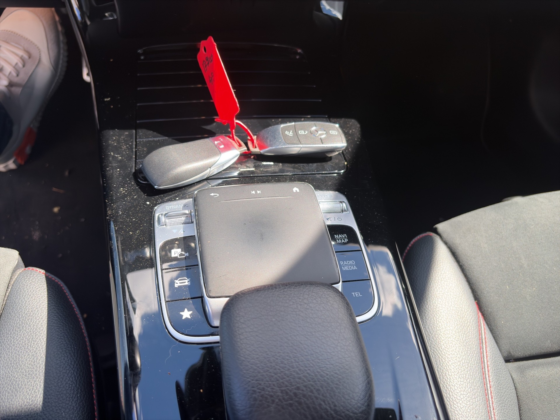 MERCEDES-BENZ CLA Shooting Brake 200 AMG Line 7G-DCT-image-19