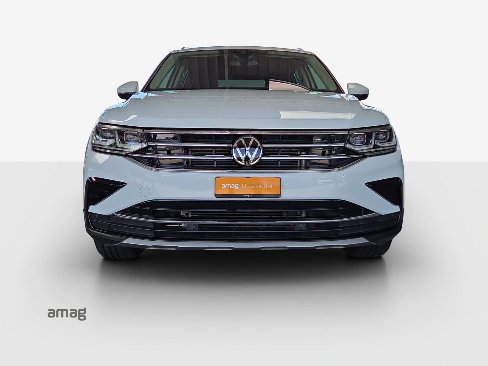 VW Tiguan 2.0 TDI SCR Elegance 4Motion DSG-image-6